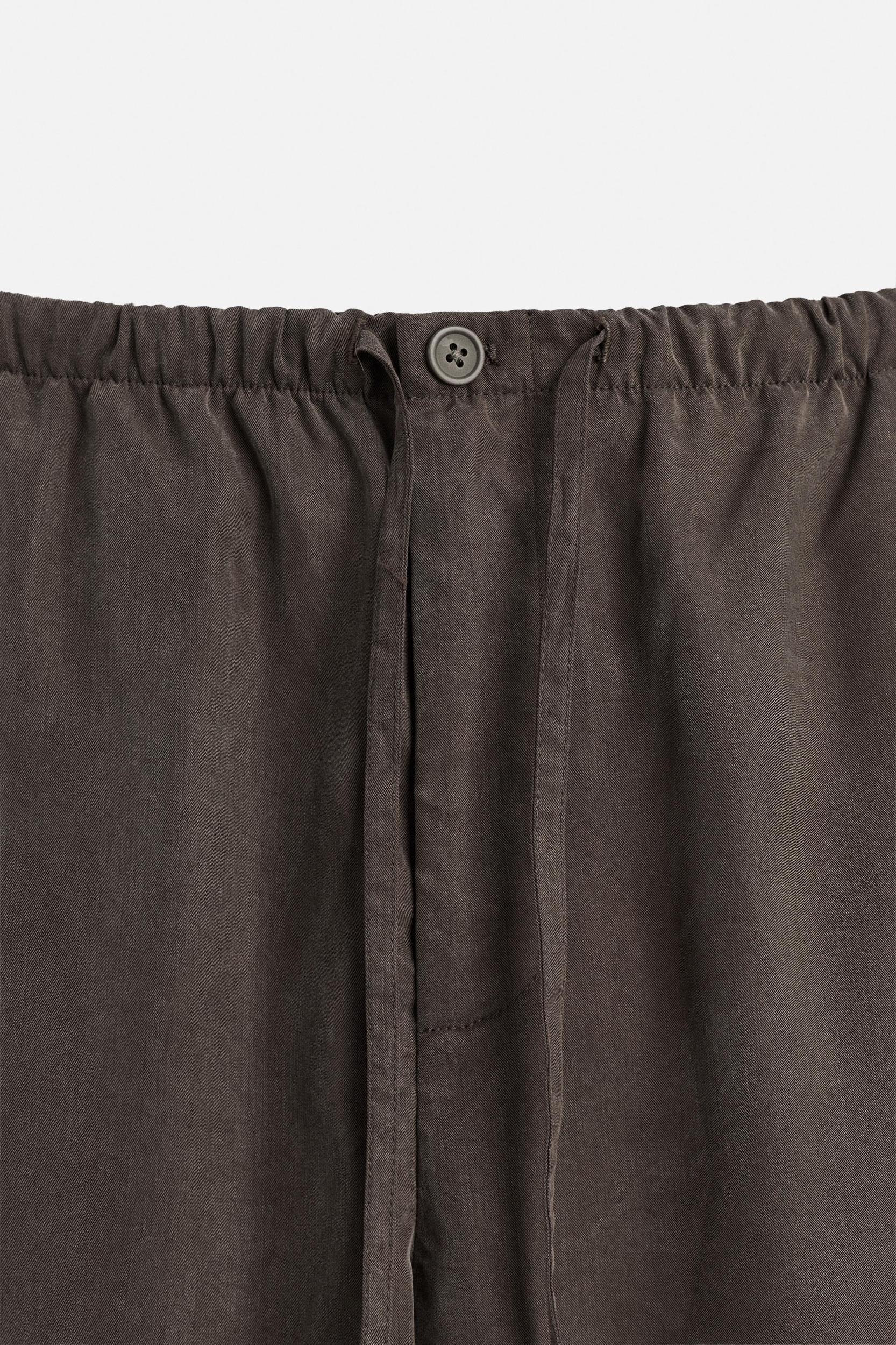 RELAXED FIT FLOWY PANTS Product Image