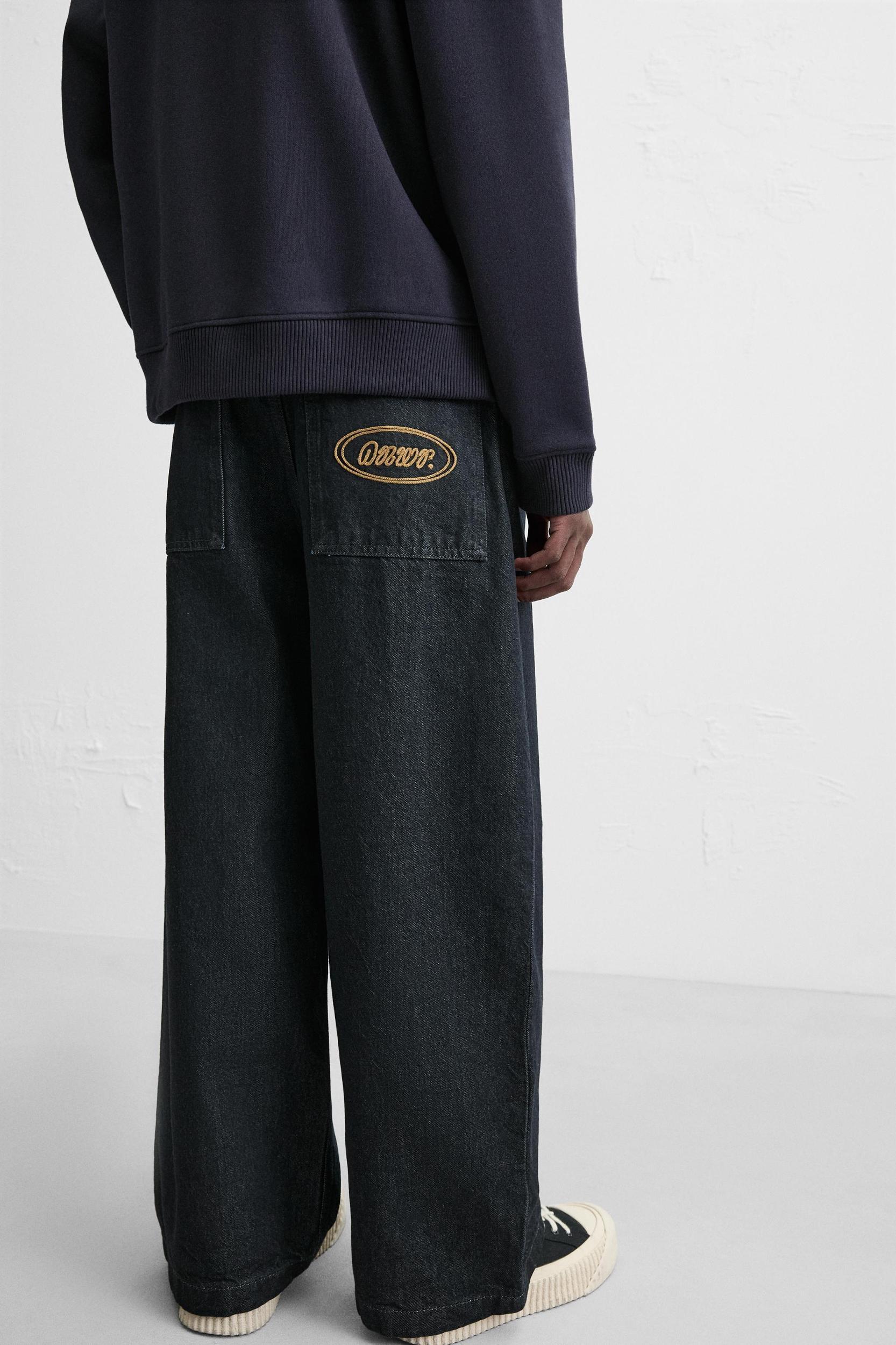 RELAXED WIDE LEG EMBROIDERY JEANS Product Image