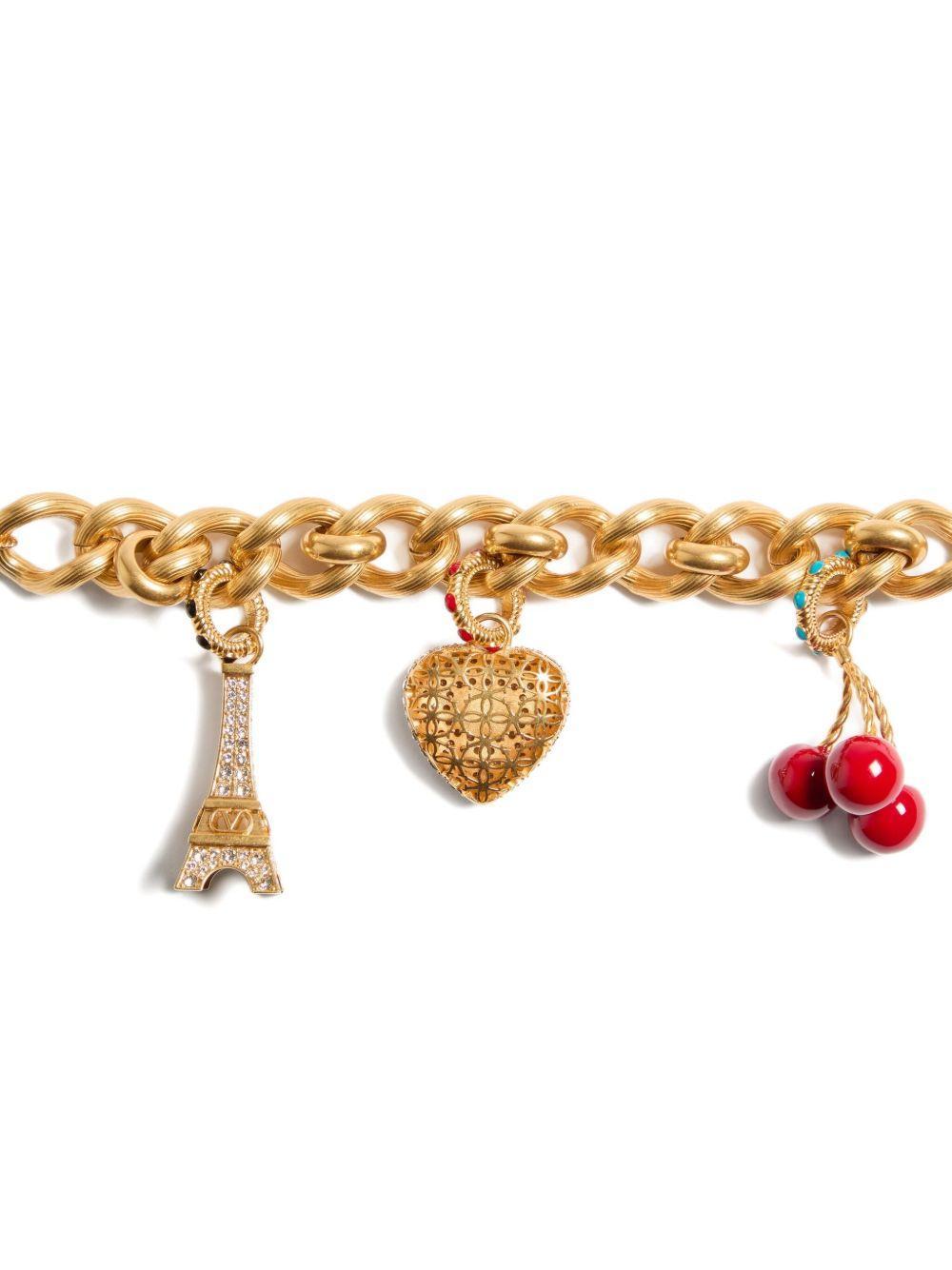 Chez necklace Product Image