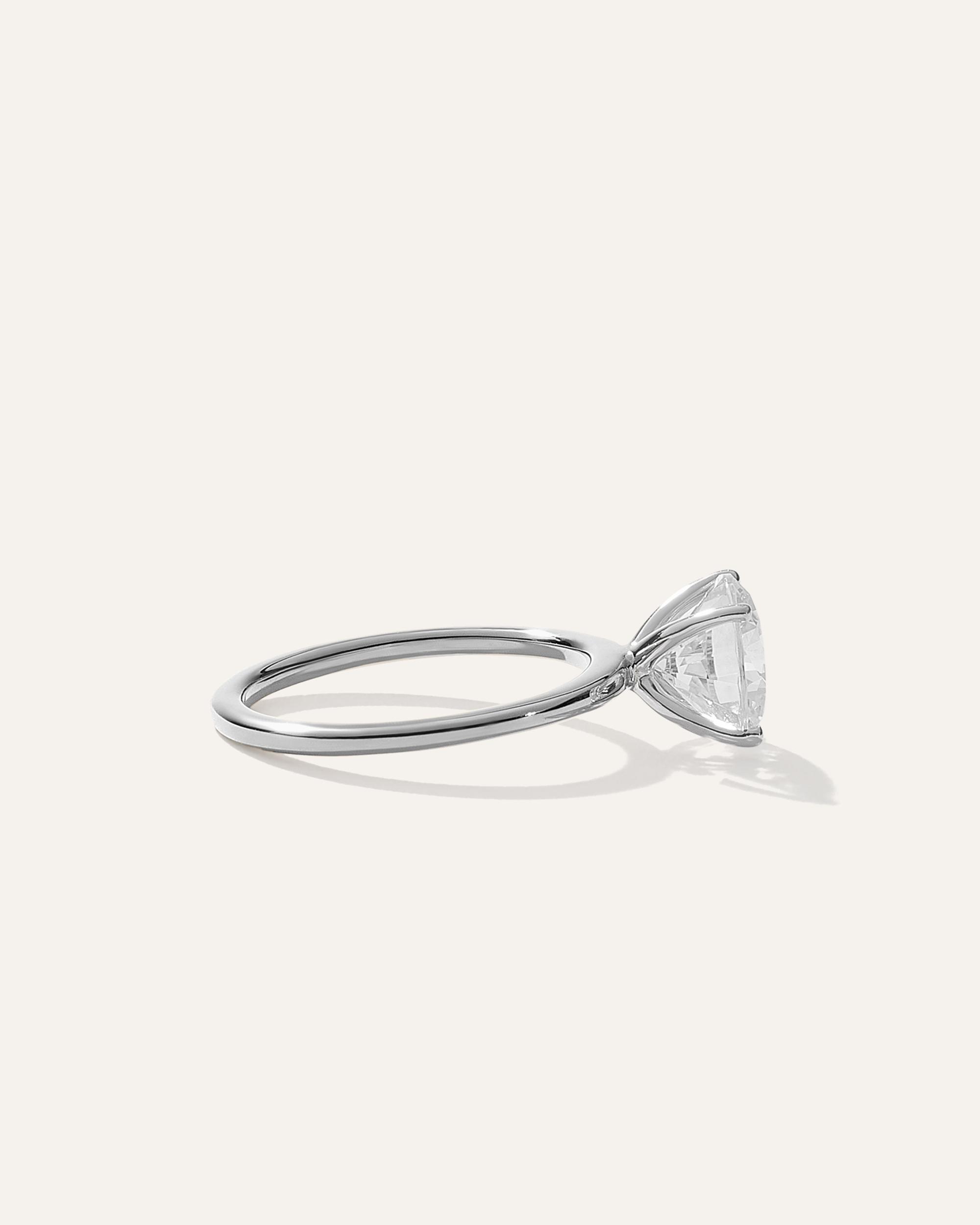 Quince | Women's Lab Grown Diamond Round Petite Classic Engagement Ring Product Image