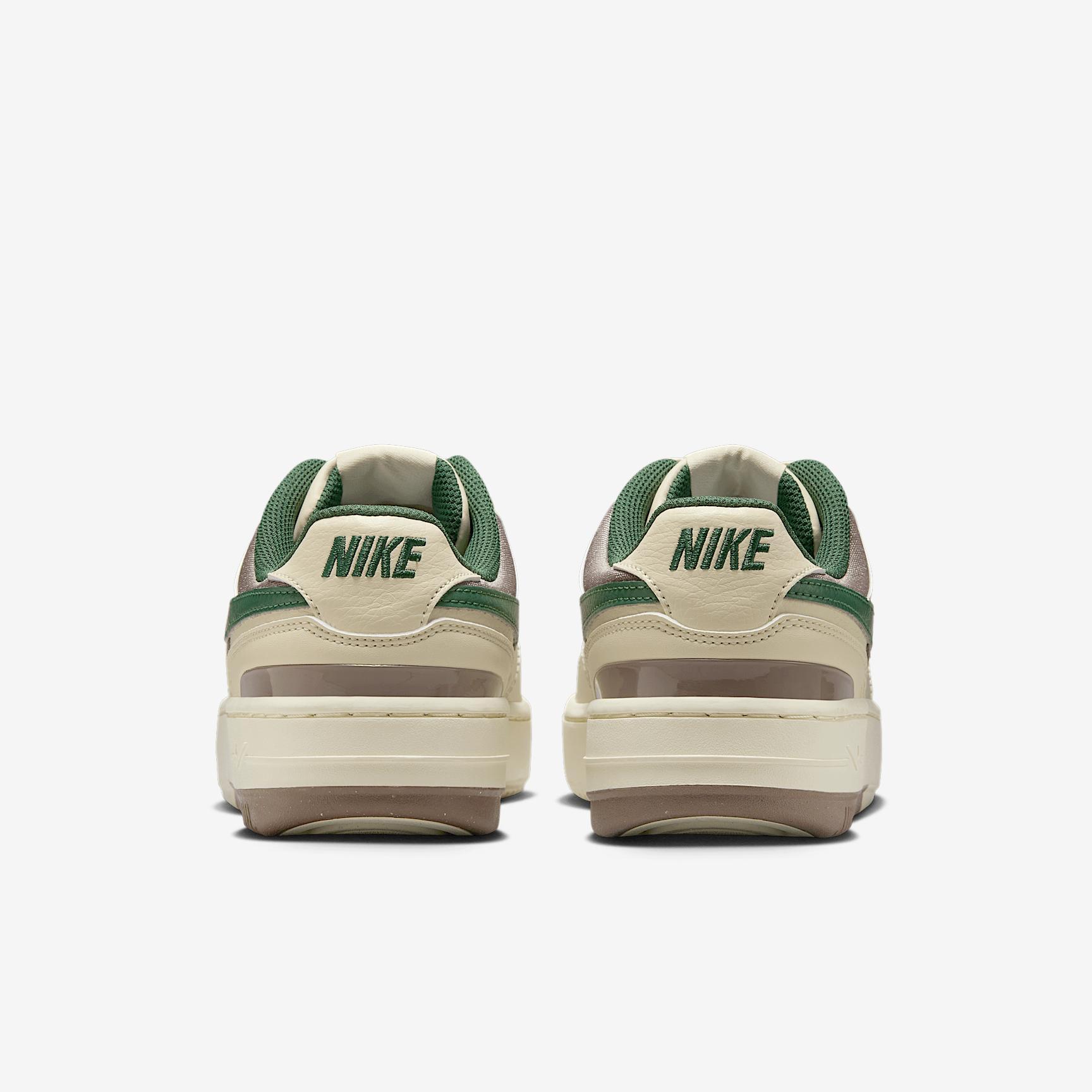 Nike Gamma Force Women's Shoes Product Image