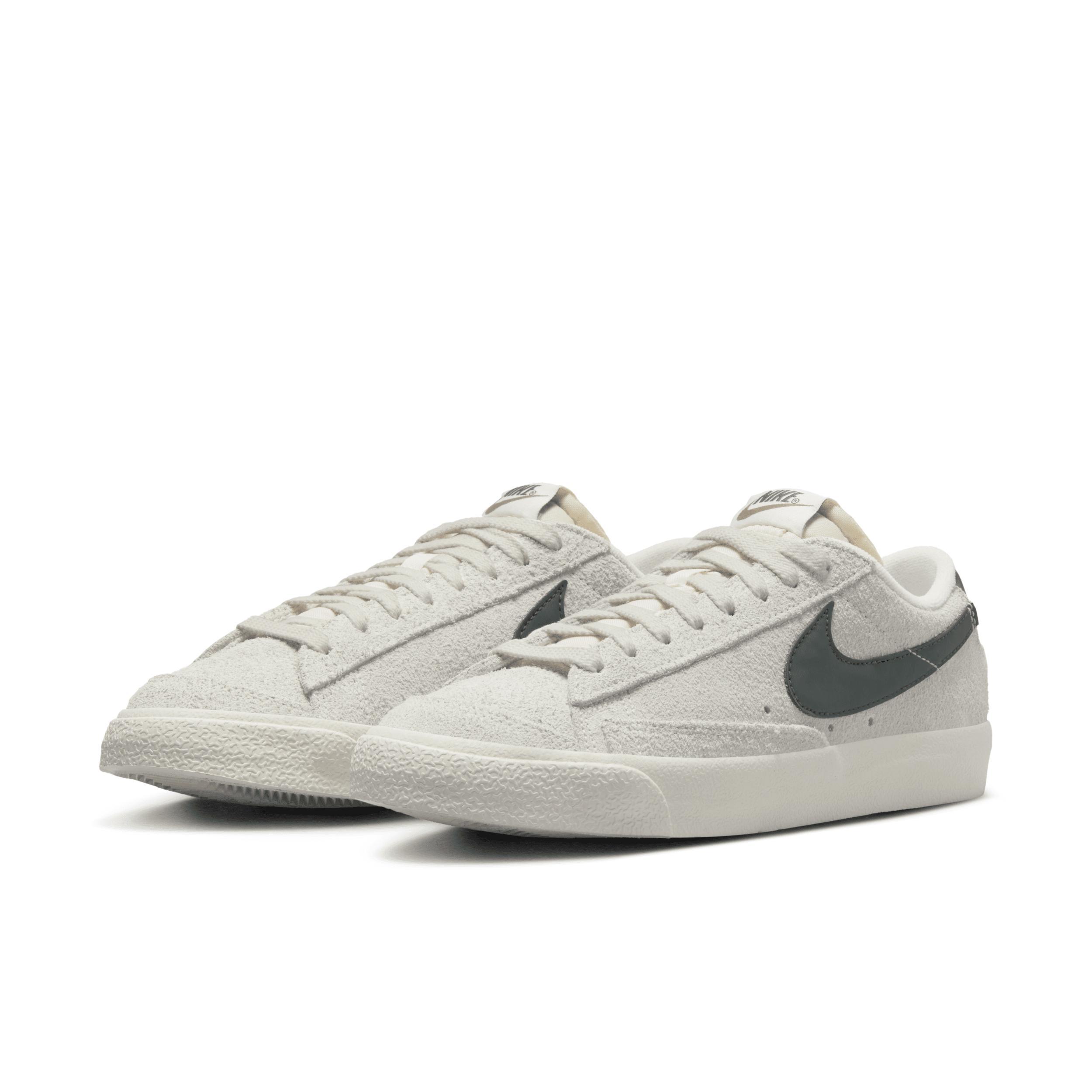 Nike Blazer Low '77 Vintage Women's Shoes Product Image