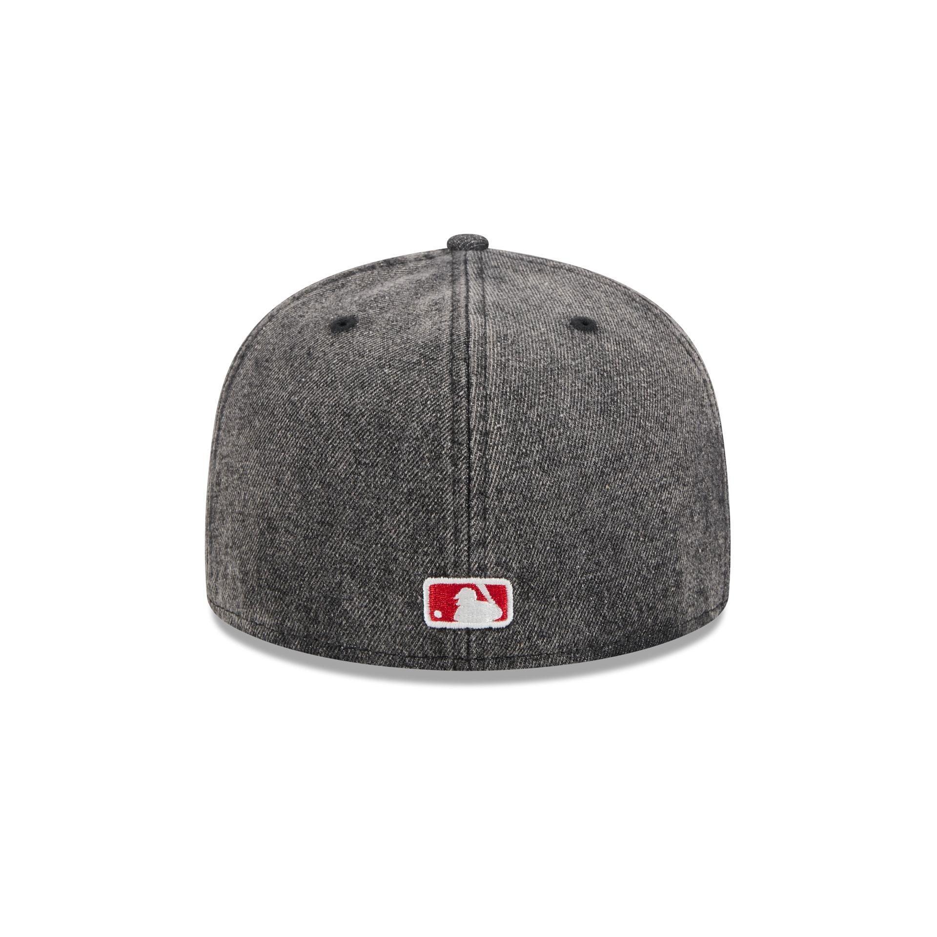 New York Yankees Black Velvet 59FIFTY Fitted Hat Male Product Image