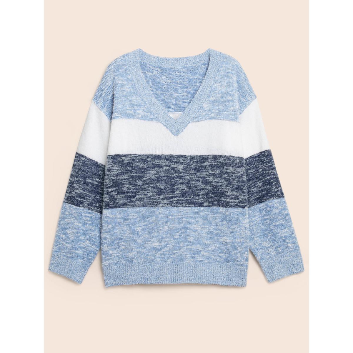 Plus Size Colorblock Contrast Super Soft Plush Knit V Neck Pullover Indigo Women Elegant Loose Long Sleeve V-neck Dailywear Pullovers BloomChic 30/6X Product Image