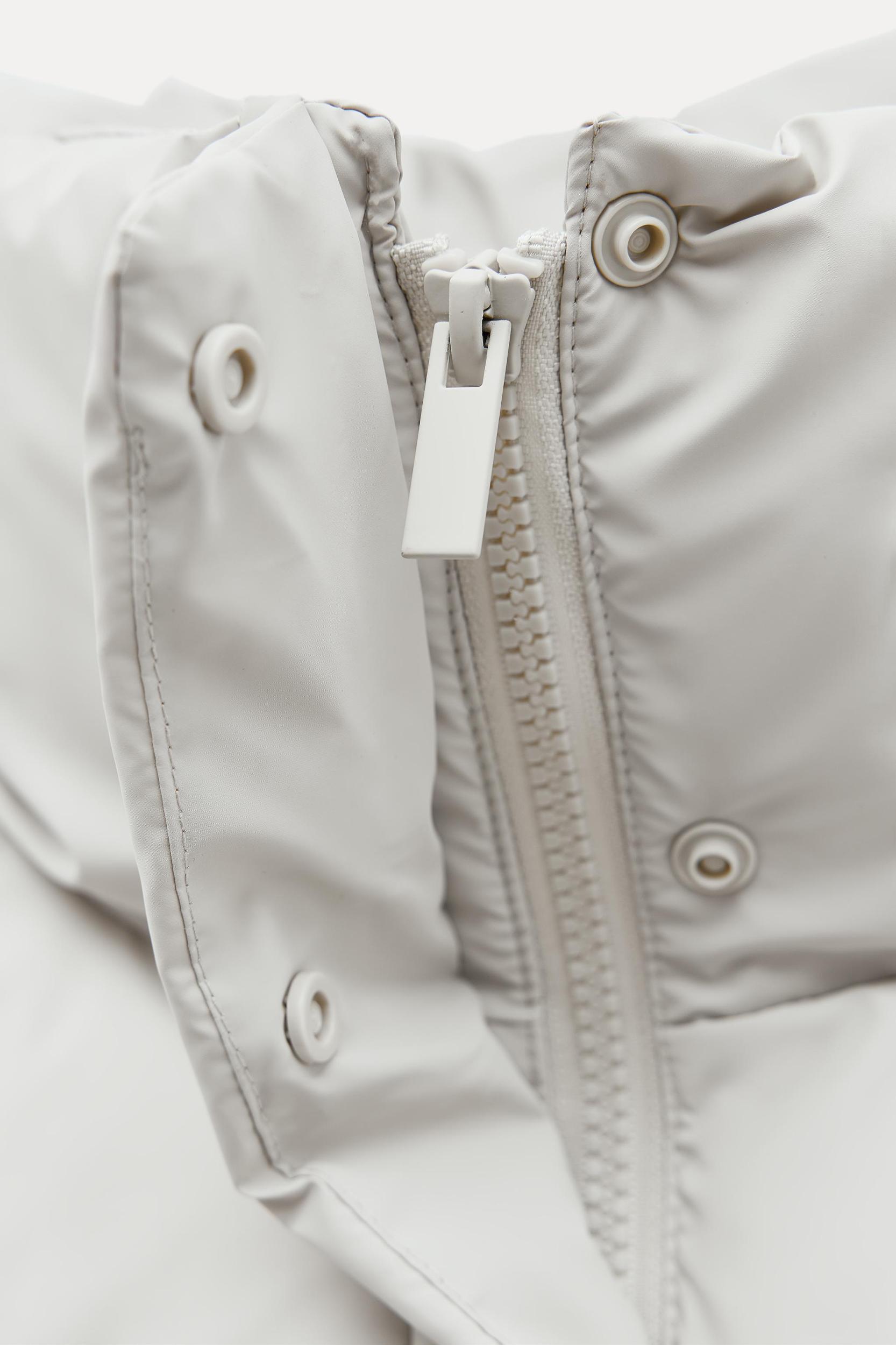 CROPPED RUBBERIZED PUFFER VEST Product Image