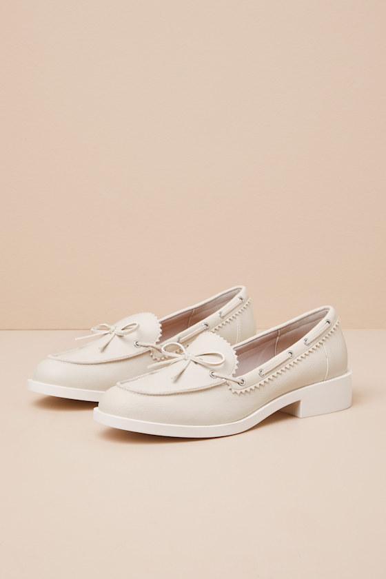 Lagoon Ivory Boat Shoe Loafers Product Image