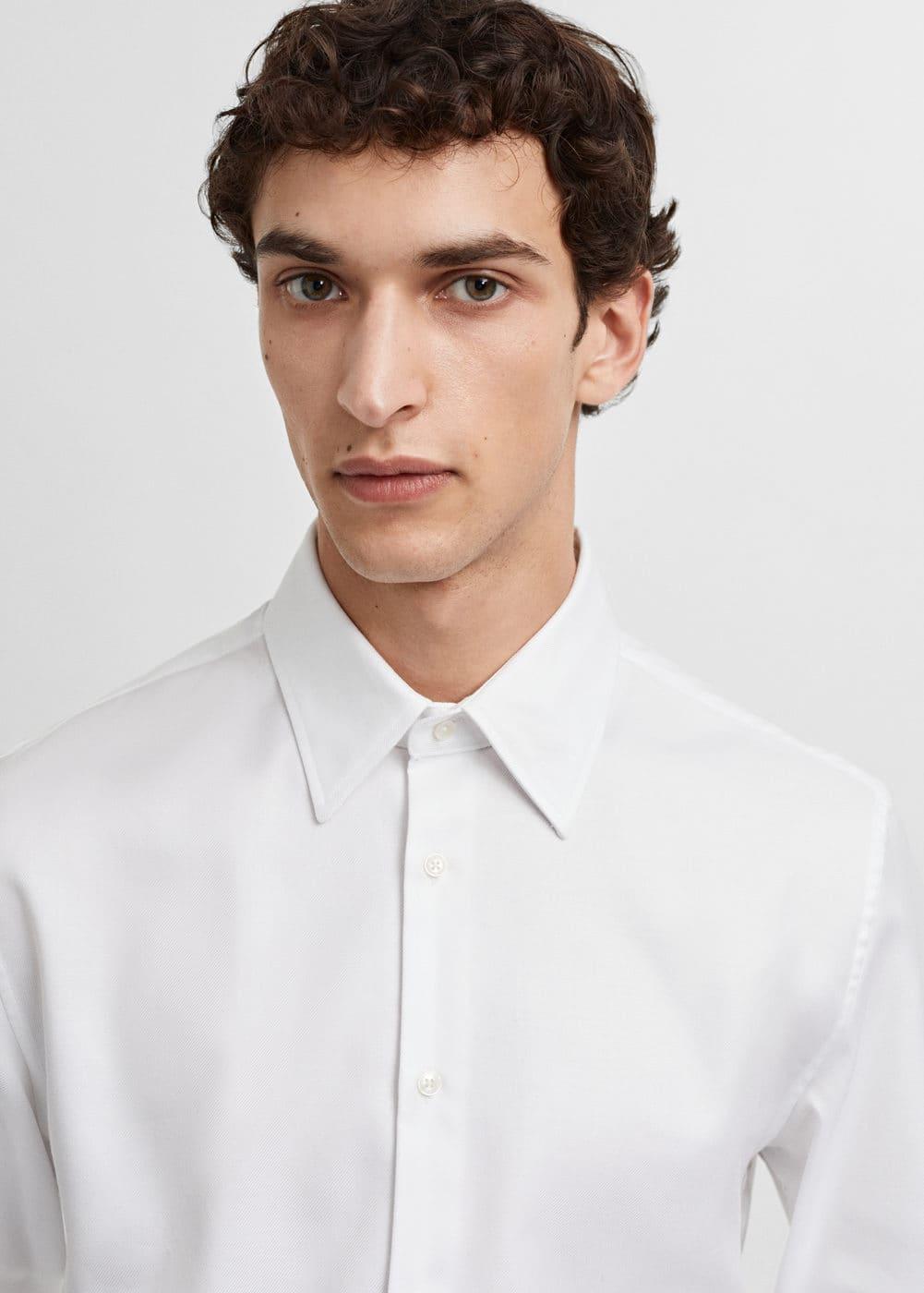 100% cotton slim-fit suit shirt - Men | MANGO USA Product Image