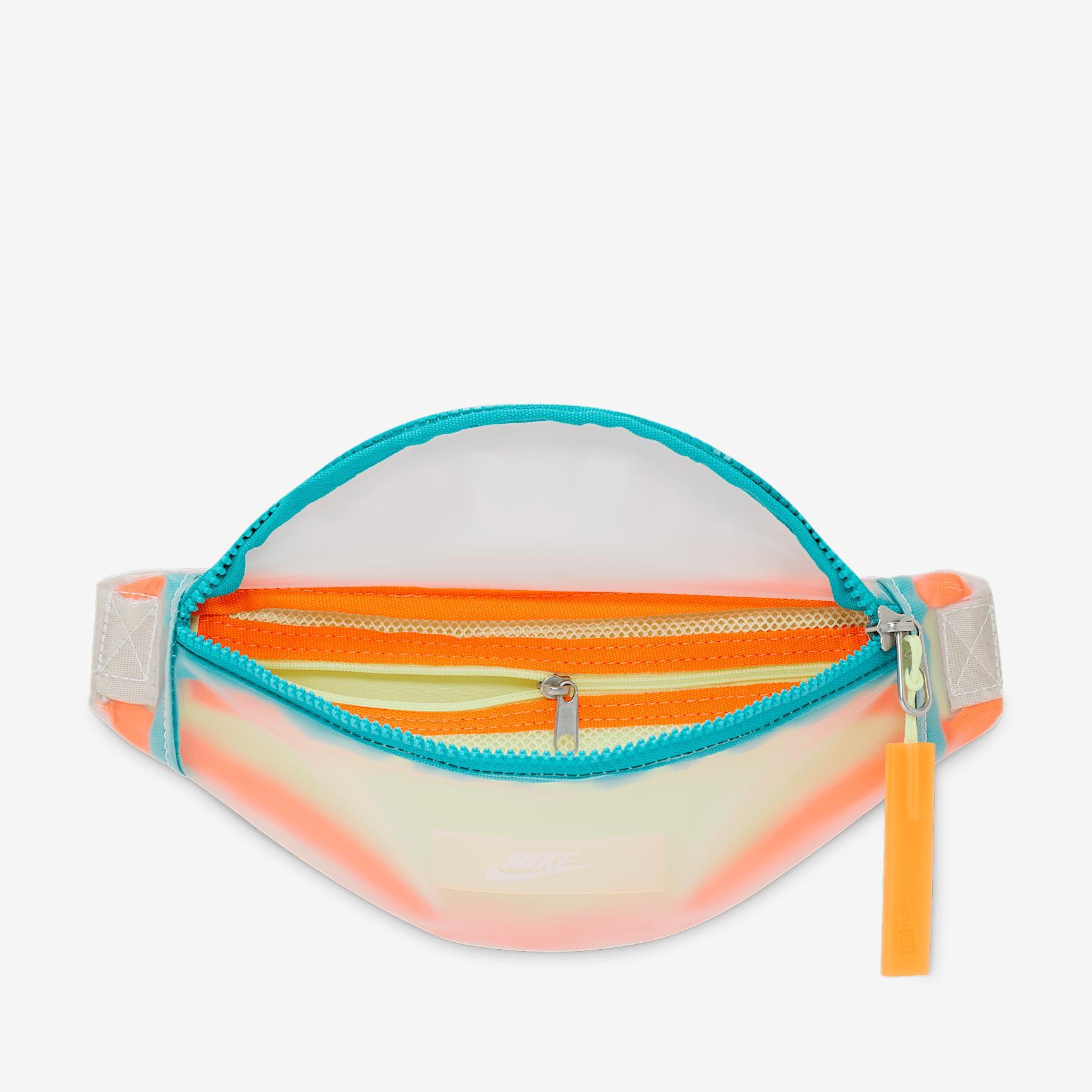 Nike Heritage Crossbody Bag (Small, 1L) Product Image