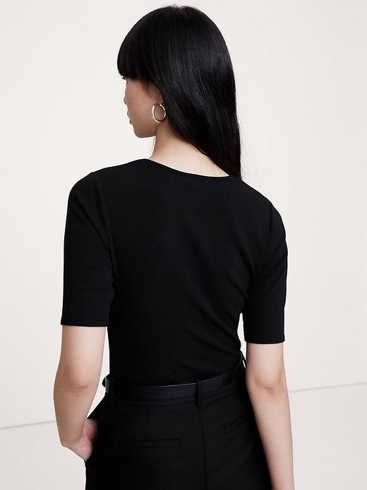 Ribbed Elbow-Sleeve T-Shirt Product Image