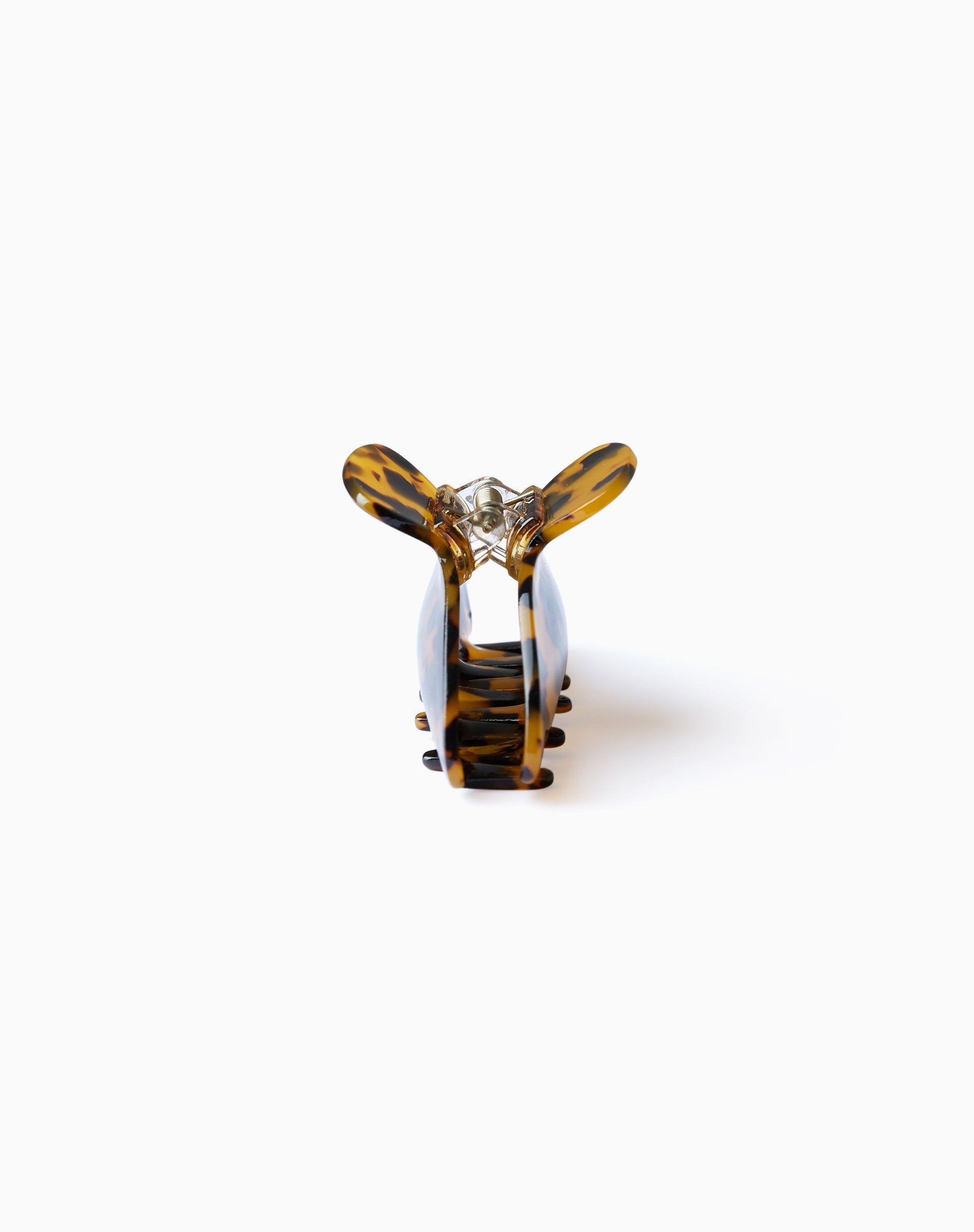 Asami Hair Claw in Tortoise Product Image