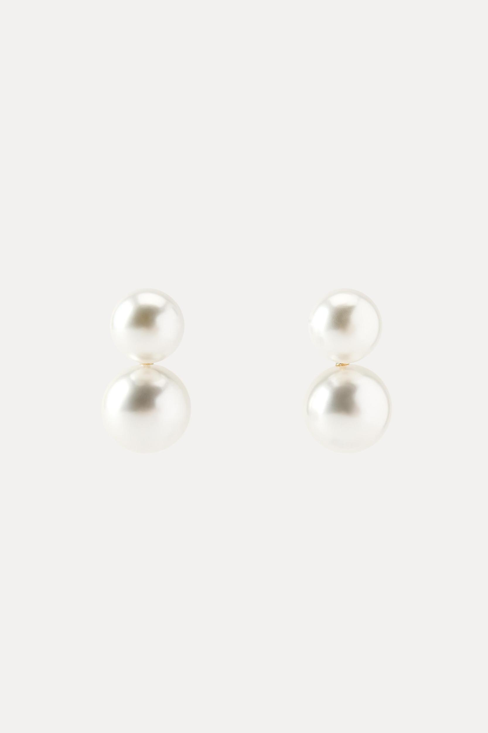 DOUBLE PEARL EARRINGS Product Image