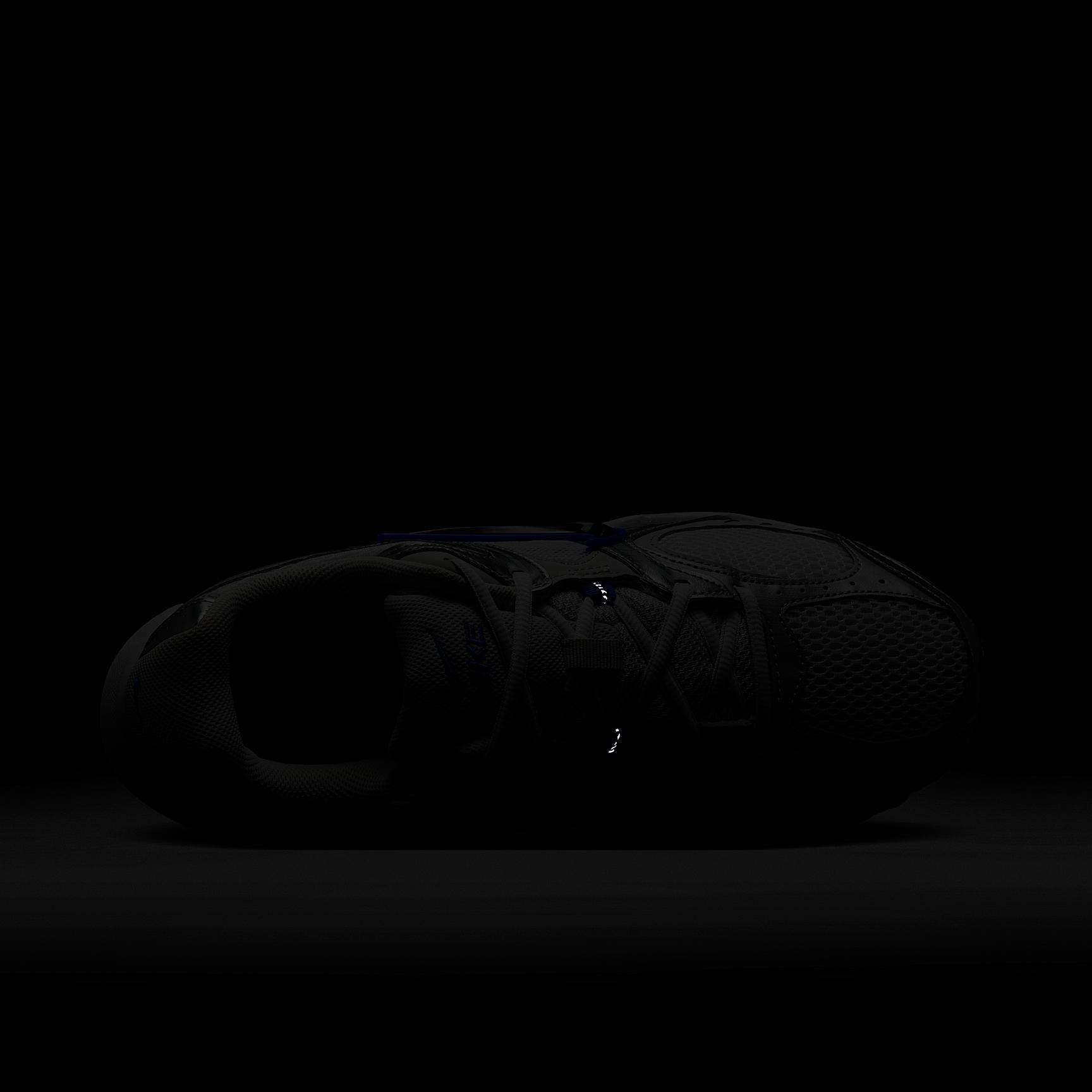 Nike Men's V5 RNR Shoes Product Image