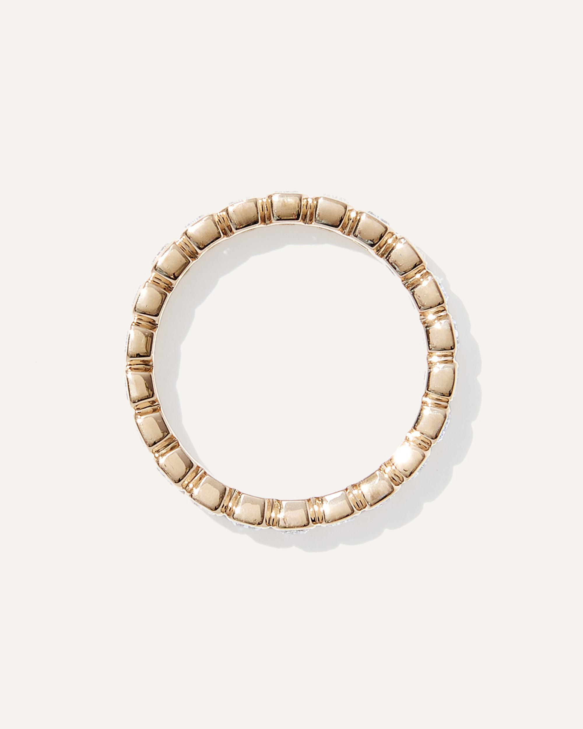 Quince | Women's Lab Grown Diamond Emerald North-South Bezel Eternity Band Rings Product Image