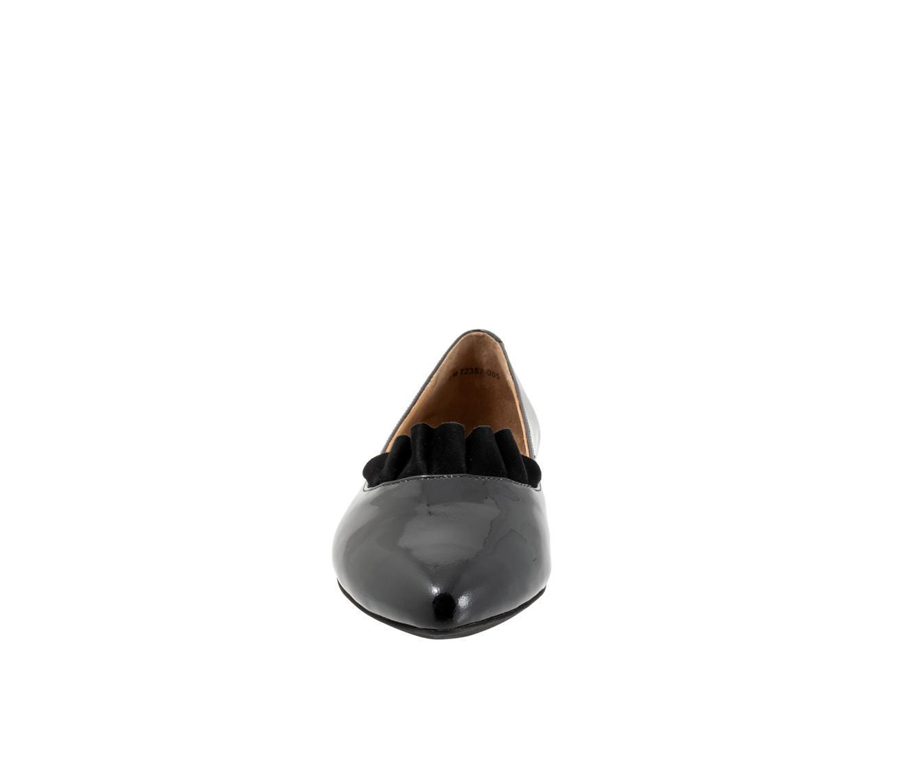 Women's Trotters Elsie Flats Product Image