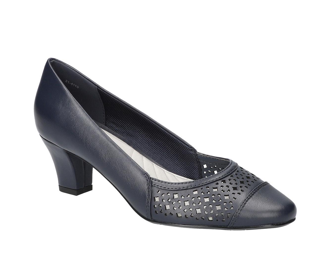 Women's Easy Street Neva Pumps Product Image