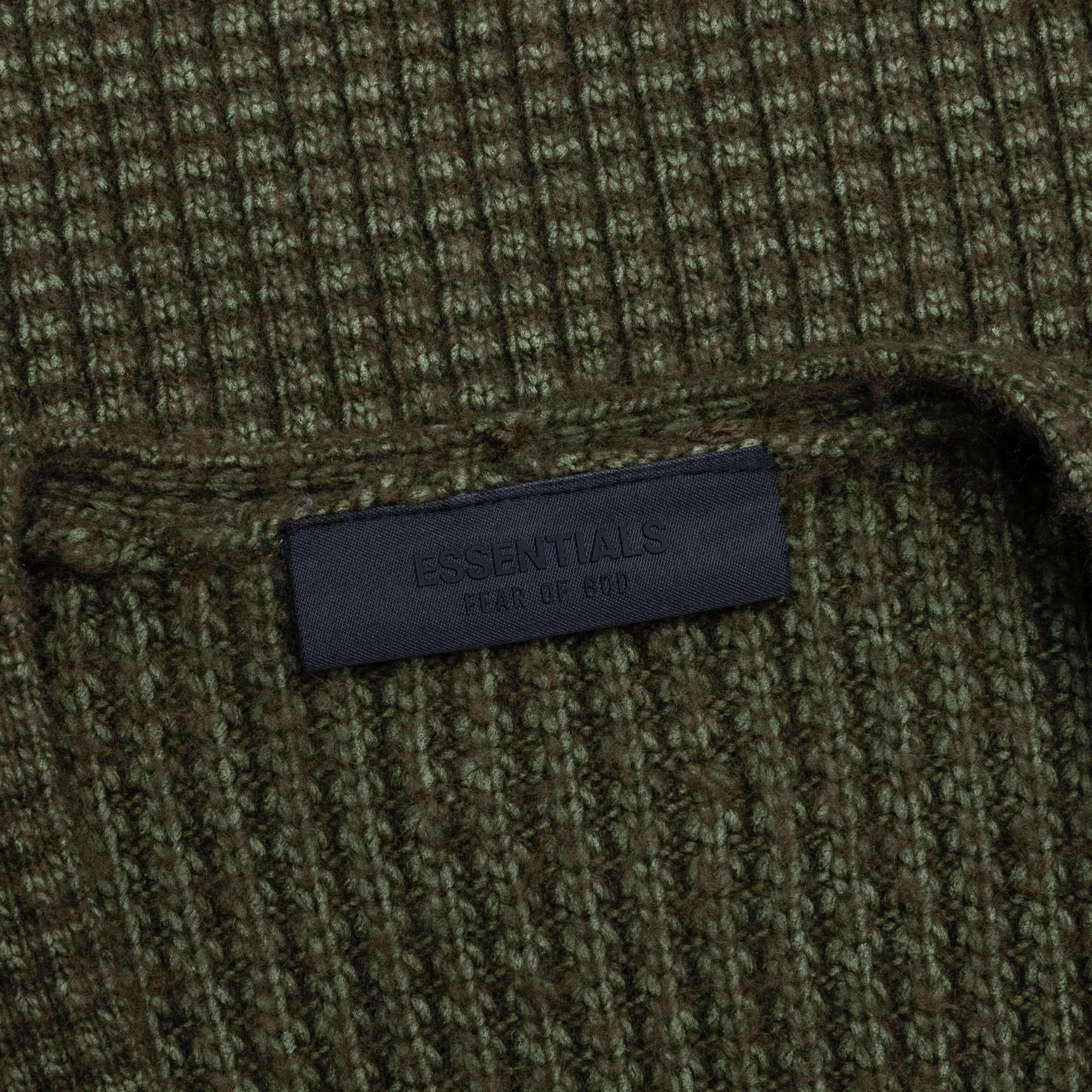 Heavy Waffle Cardigan - Military Male Product Image
