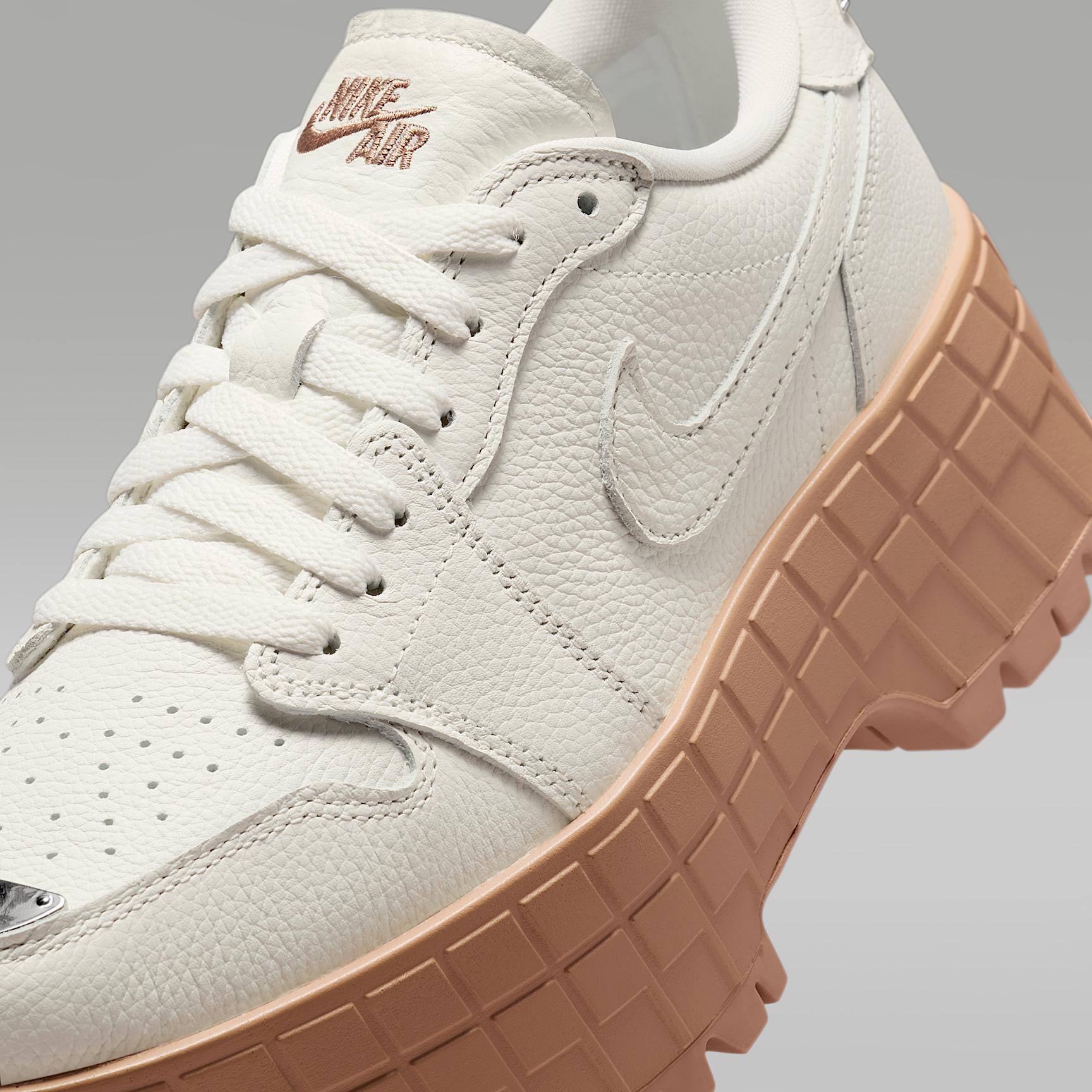 Women's Air Jordan 1 Brooklyn Low Shoes Product Image