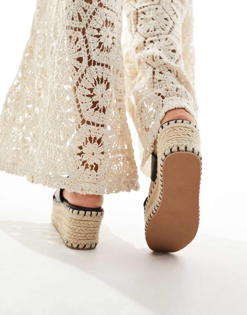 South Beach thong espadrille sandals in black  Product Image