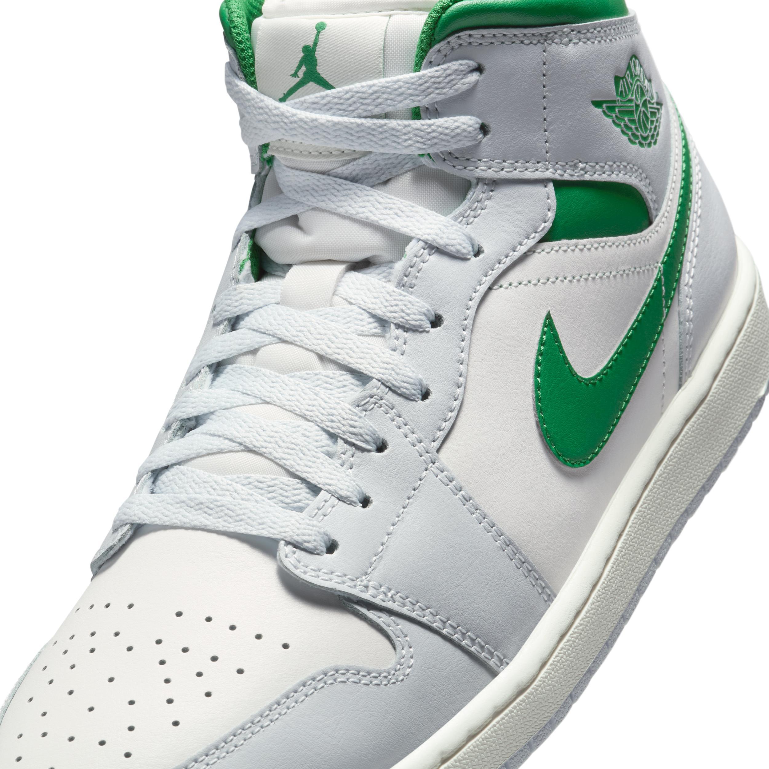 Mens Air Jordan 1 Mid Shoes Product Image