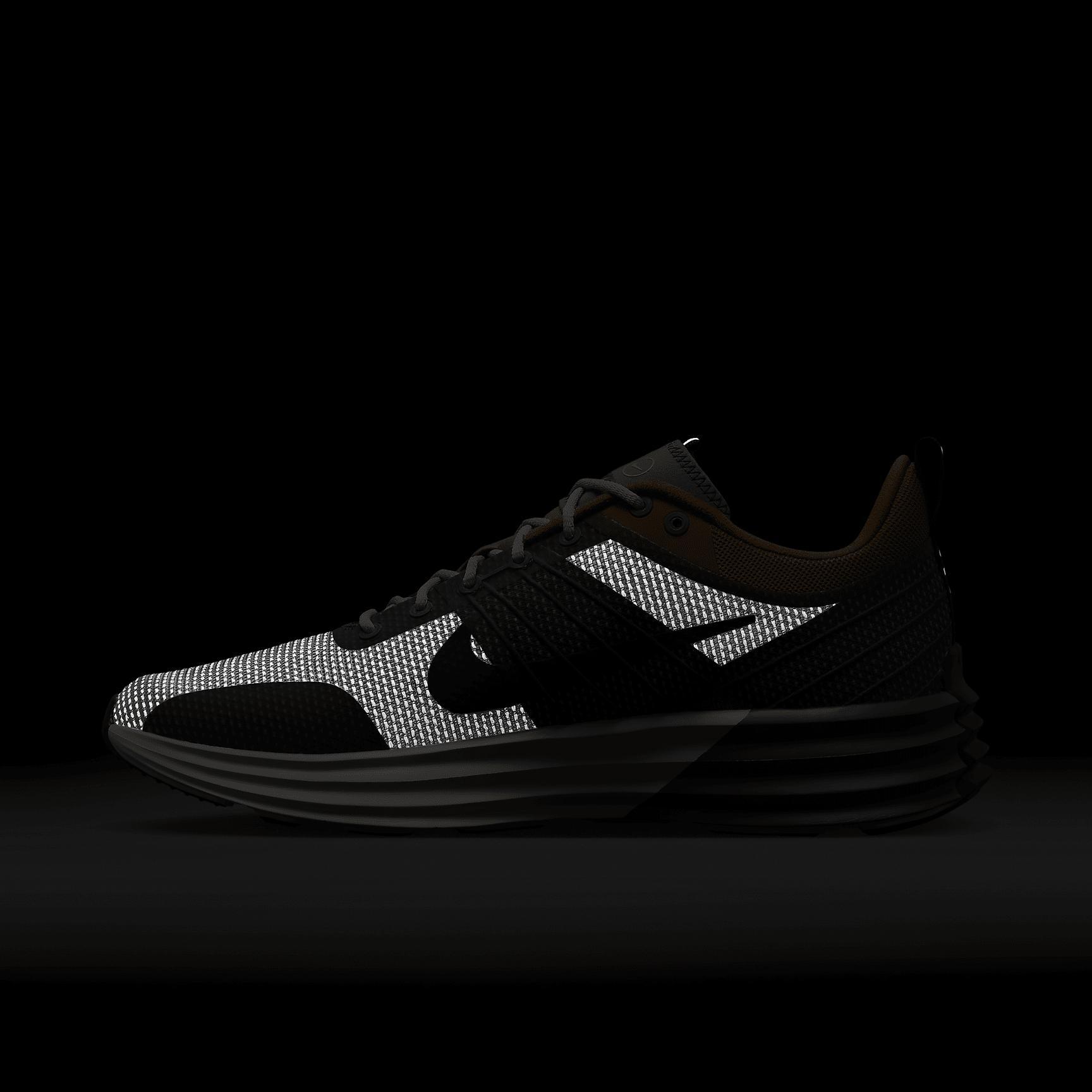 Nike Men's Lunar Roam SE Shoes Product Image