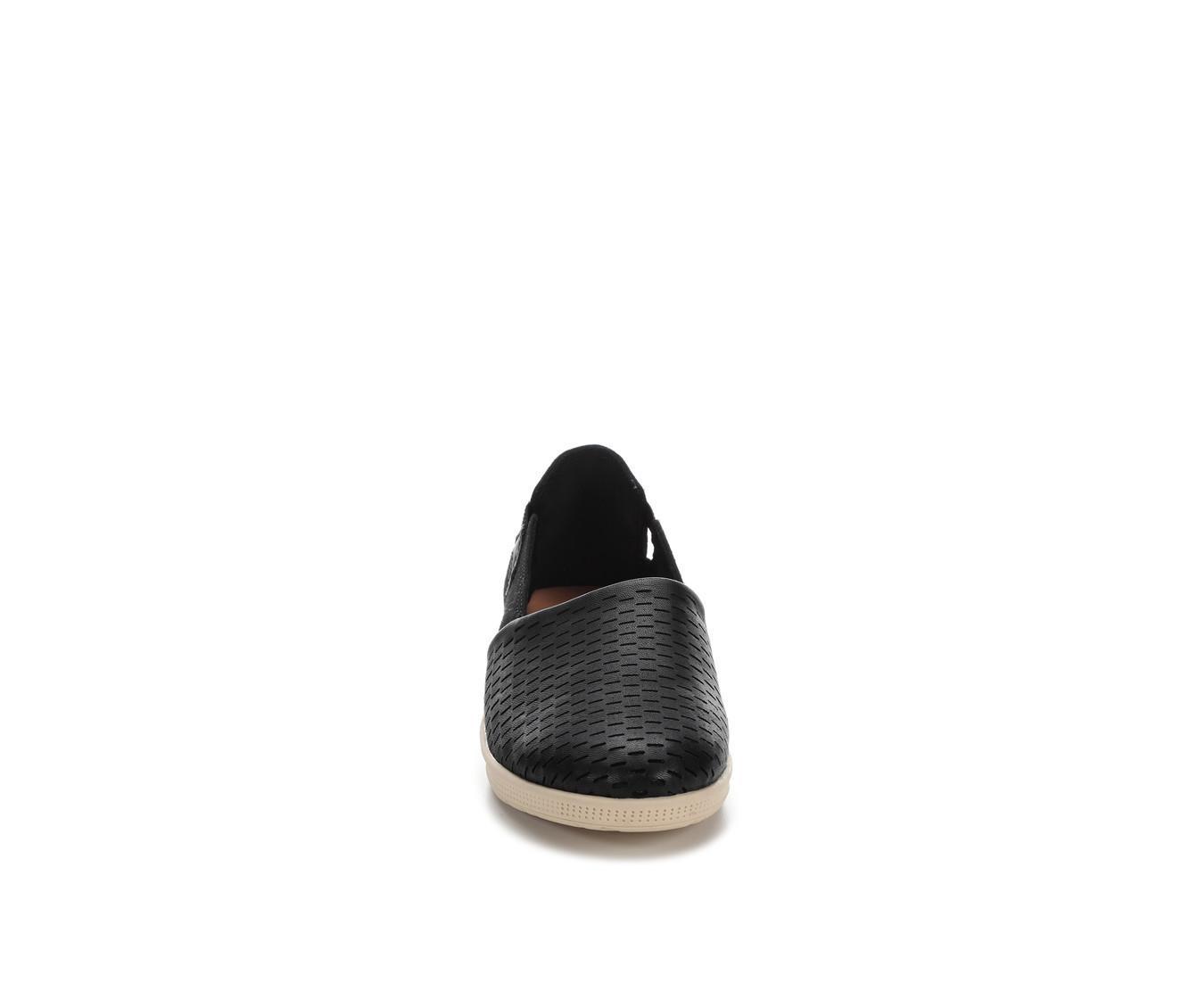 Women's Baretraps Viccia Casual Shoes Product Image
