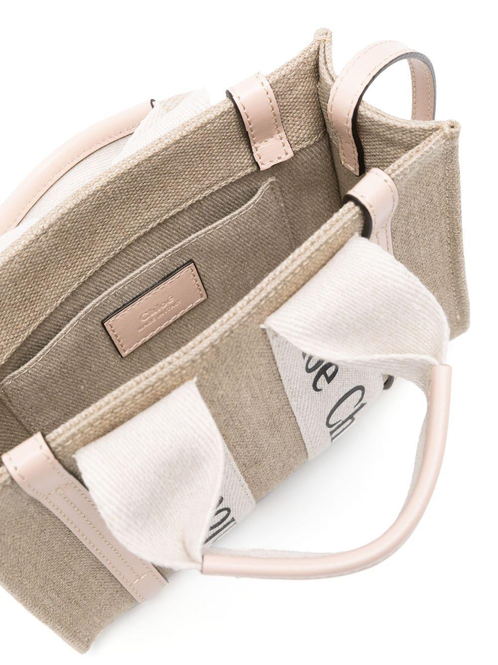 Woody tote bag Product Image