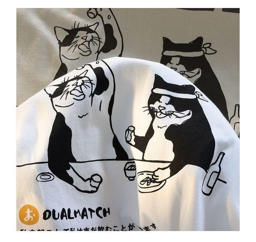 Short-Sleeve Cat Print Loose-Fit Tee Product Image