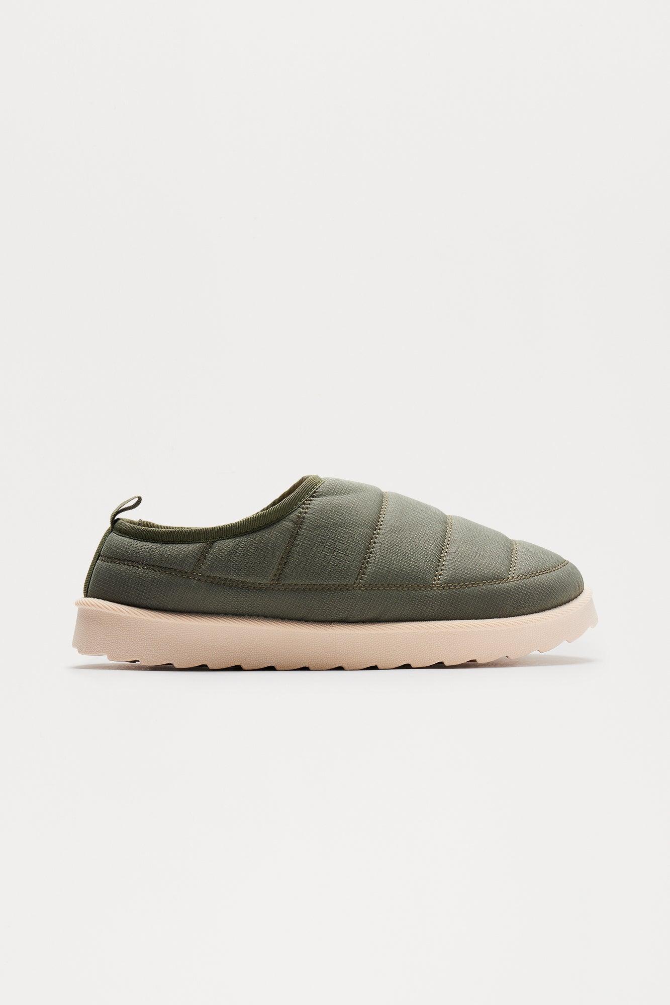 Padded Slip-On Slippers - Green/combo Product Image