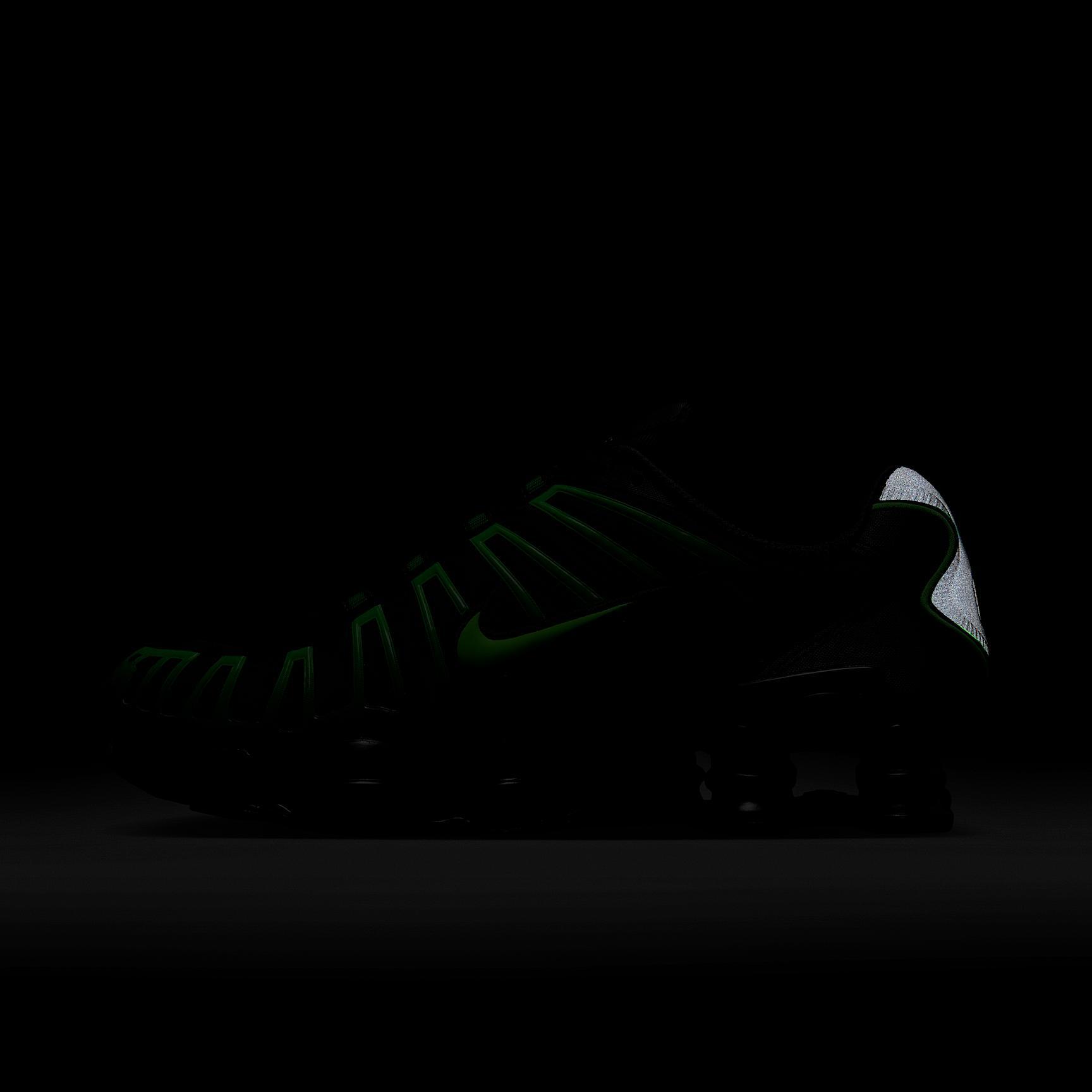 Nike Men's Shox TL Shoes Product Image