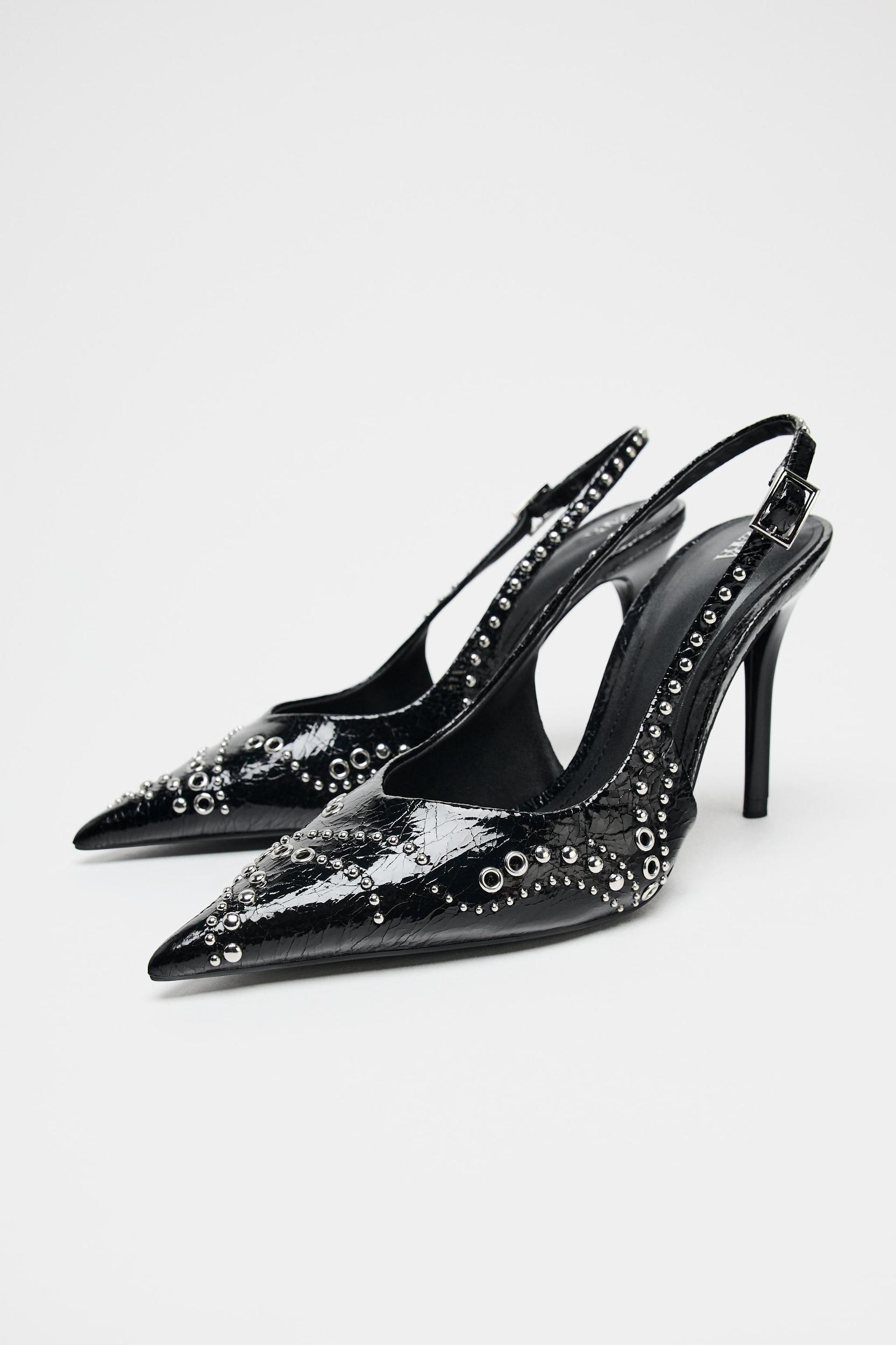 STUDDED HEELED PUMPS Product Image