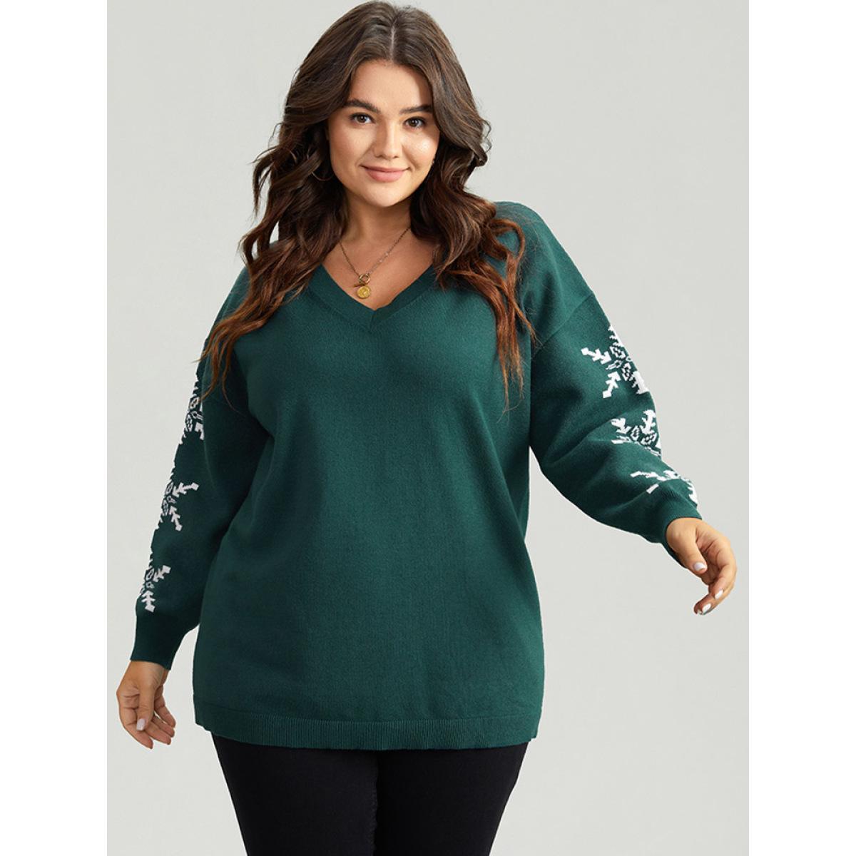 Plus Size Supersoft Essentials Snowflake Print V Neck Pullover DarkGreen Women Casual Loose Long Sleeve V-neck Festival-Christmas Pullovers BloomChic 14-16/1X Product Image