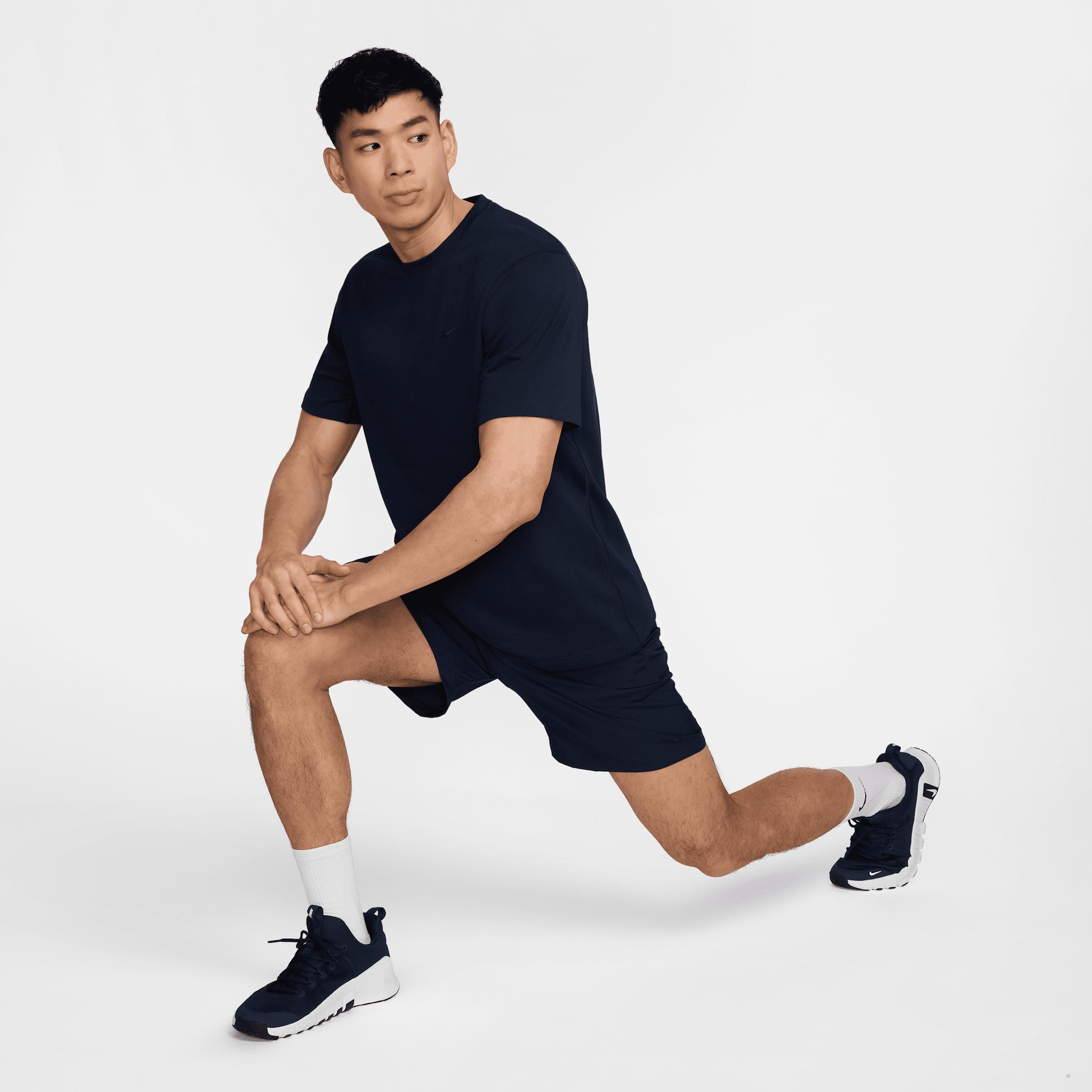 Nike Mens Dri-FIT Primary Versatile Top in Obsidian Product Image