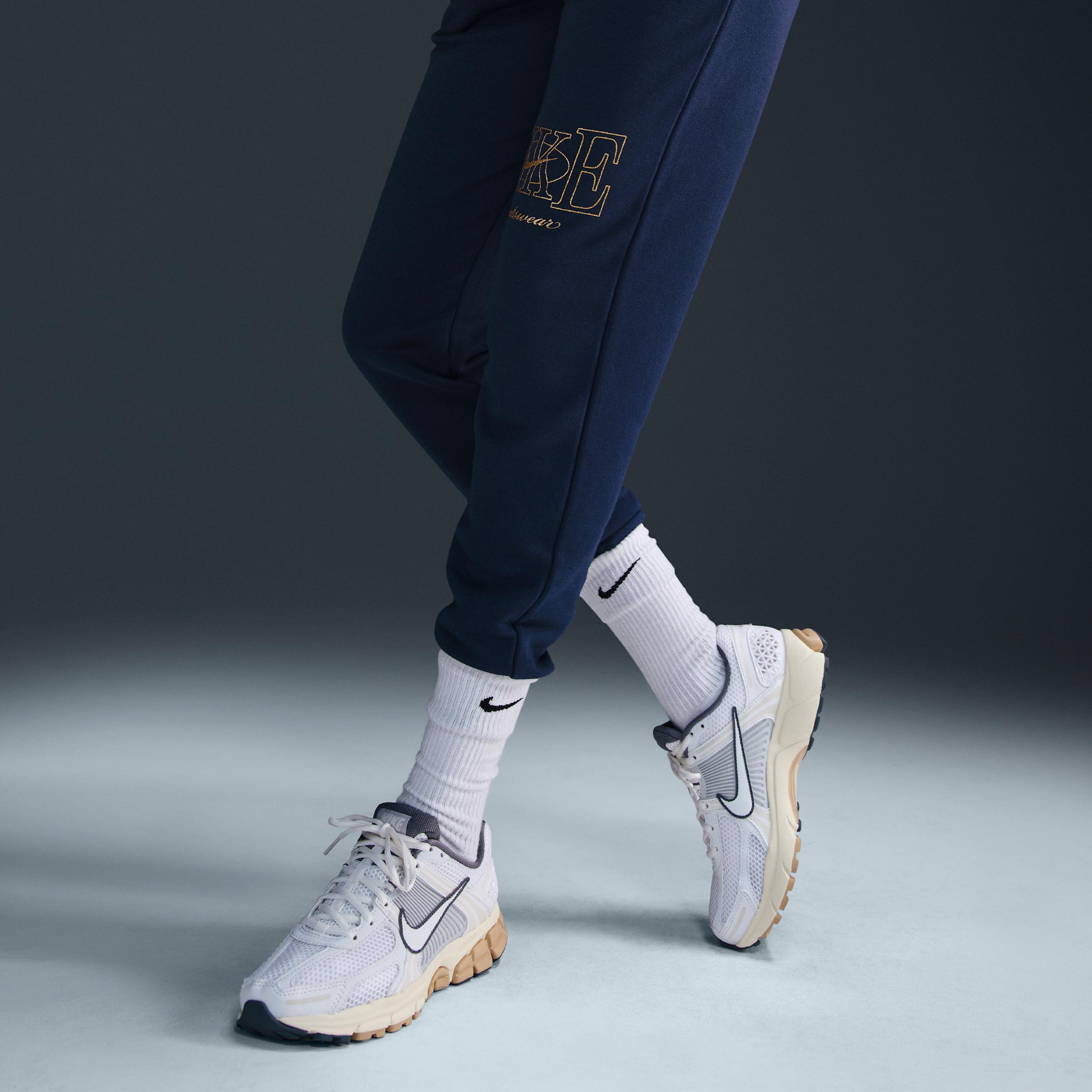 Women's Nike Sportswear Club Fleece Mid-Rise Jogger Pants Product Image