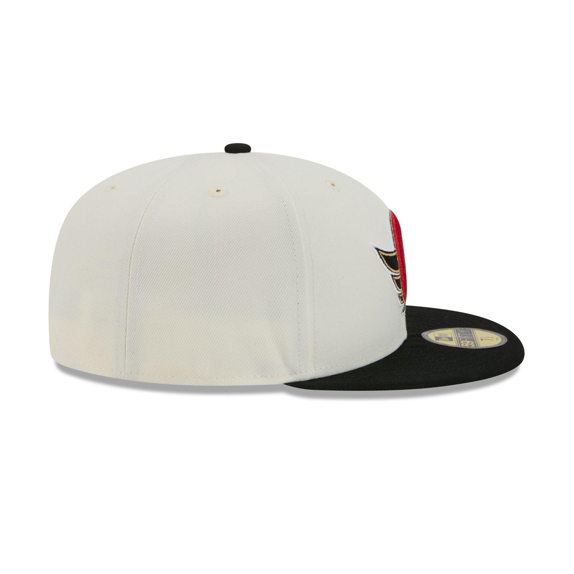 Chicago Blackhawks Chrome White 59FIFTY Fitted Hat Male Product Image