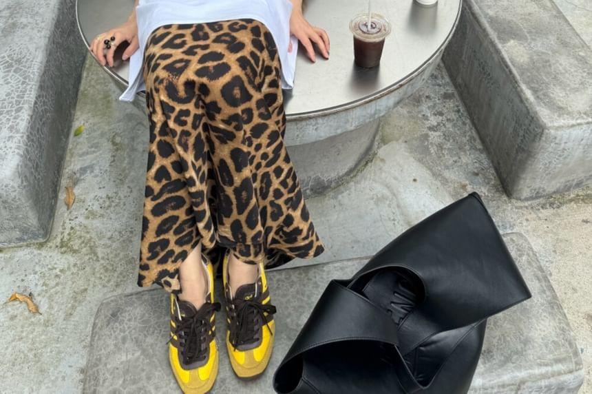 Low Waist Leopard Print Maxi A-Line Skirt Product Image