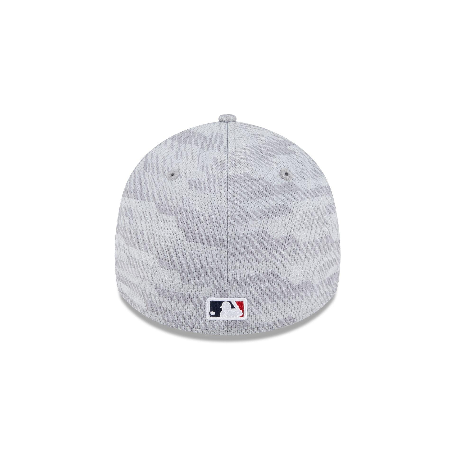 Milwaukee Brewers 2025 Clubhouse Gray 39THIRTY Stretch Fit Male Product Image