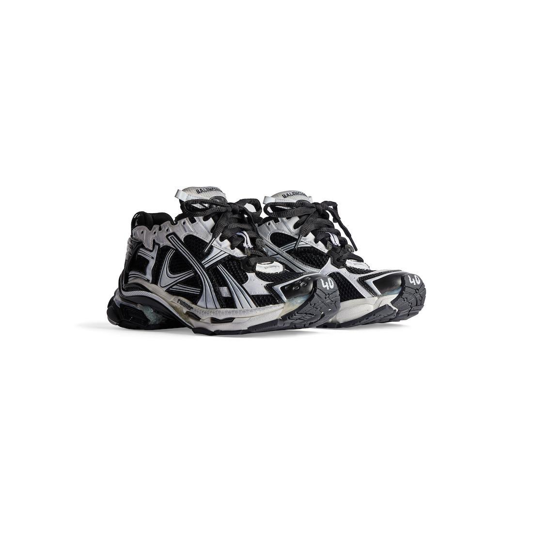Men's Runner Sneaker in White Product Image