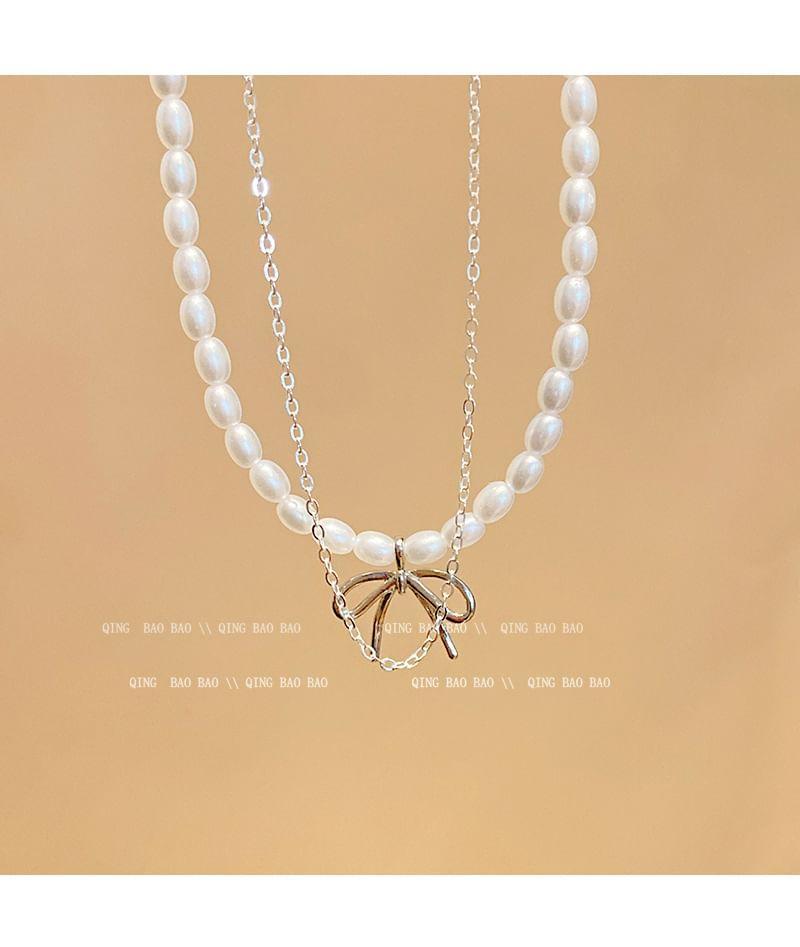 Set: Bow Faux Pearl Beaded Necklace + Dainty Necklace Product Image