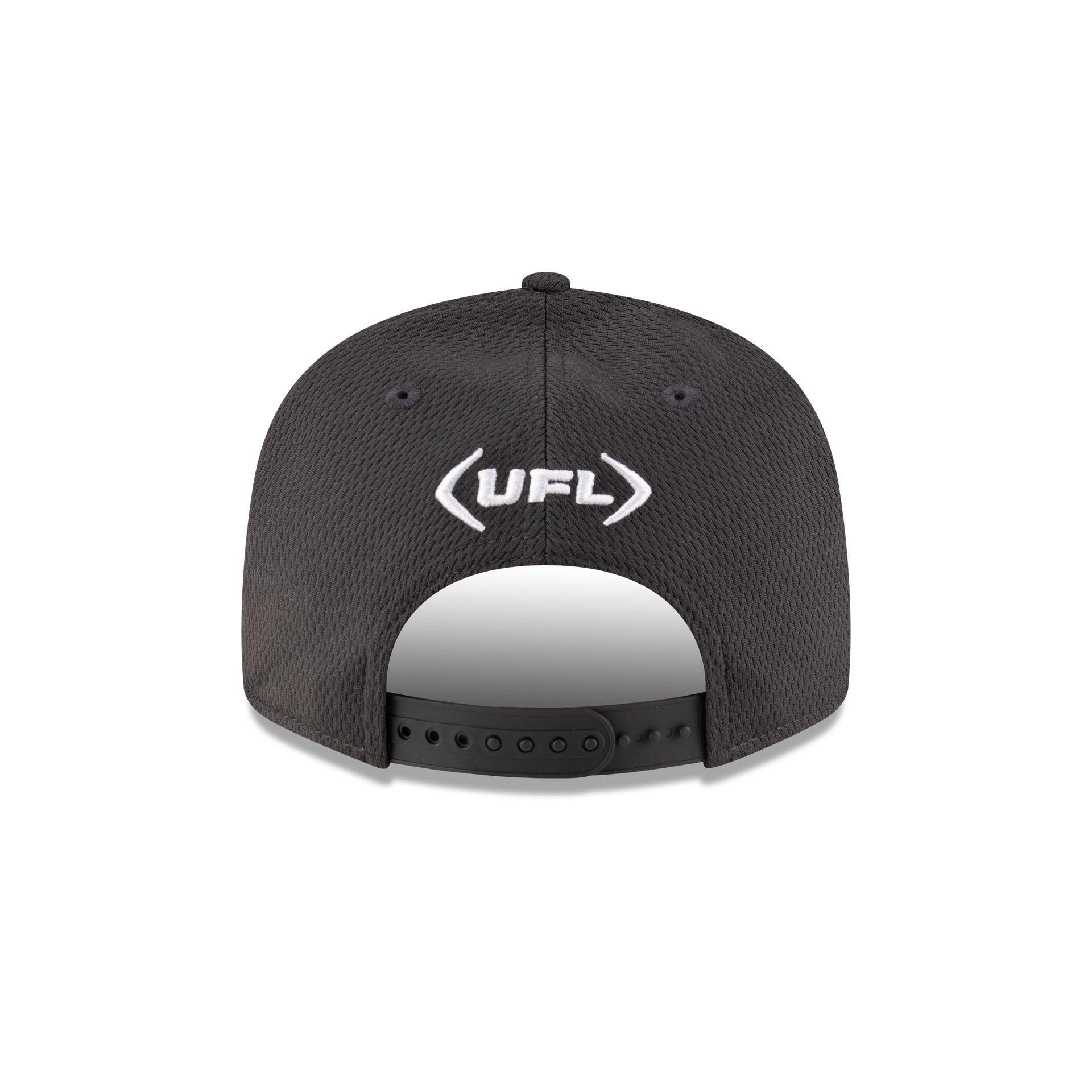 DC Defenders Gray 9FIFTY Snapback Hat Male Product Image