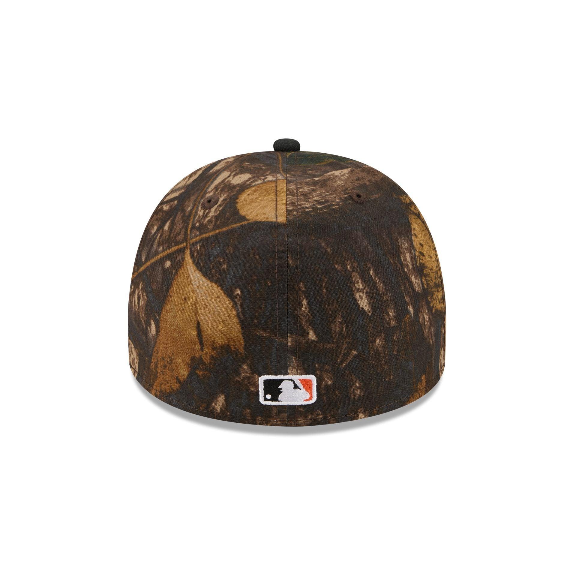 Philadelphia Phillies Script Safety Pin 59FIFTY A-Frame Fitted Hat Male Product Image
