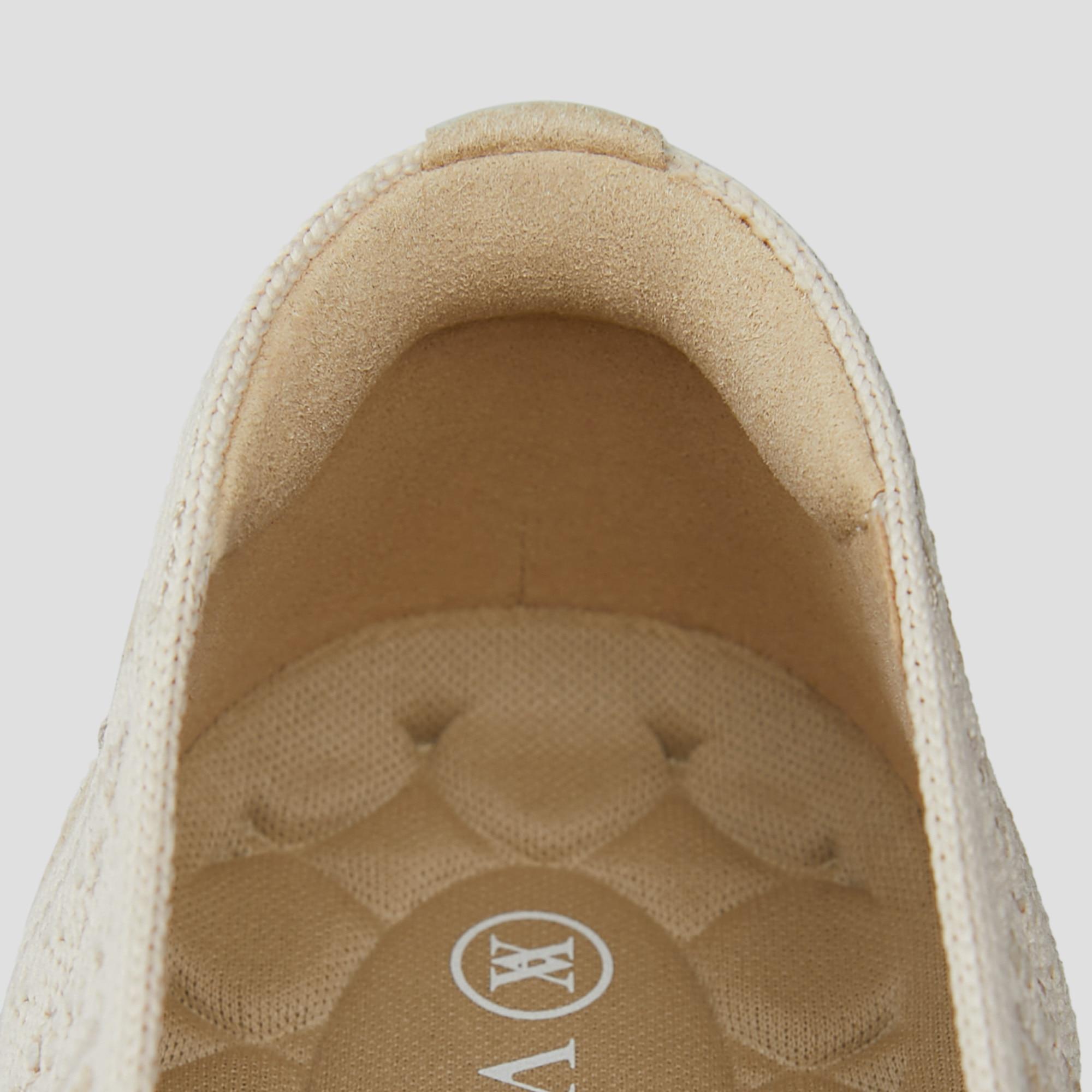 Lightweight Square-Toe V-Cut Flats (Margot Walker) Product Image