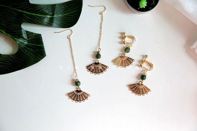 Metallic Fan Drop Earring Product Image