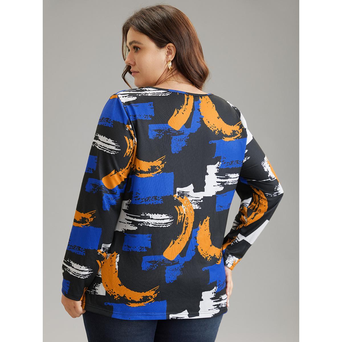 Plus Size Brush Print Contrast Round Neck T-shirt Black Women Elegant Contrast Colorblock Round Neck Dailywear T-shirts BloomChic 14-16/1X Product Image