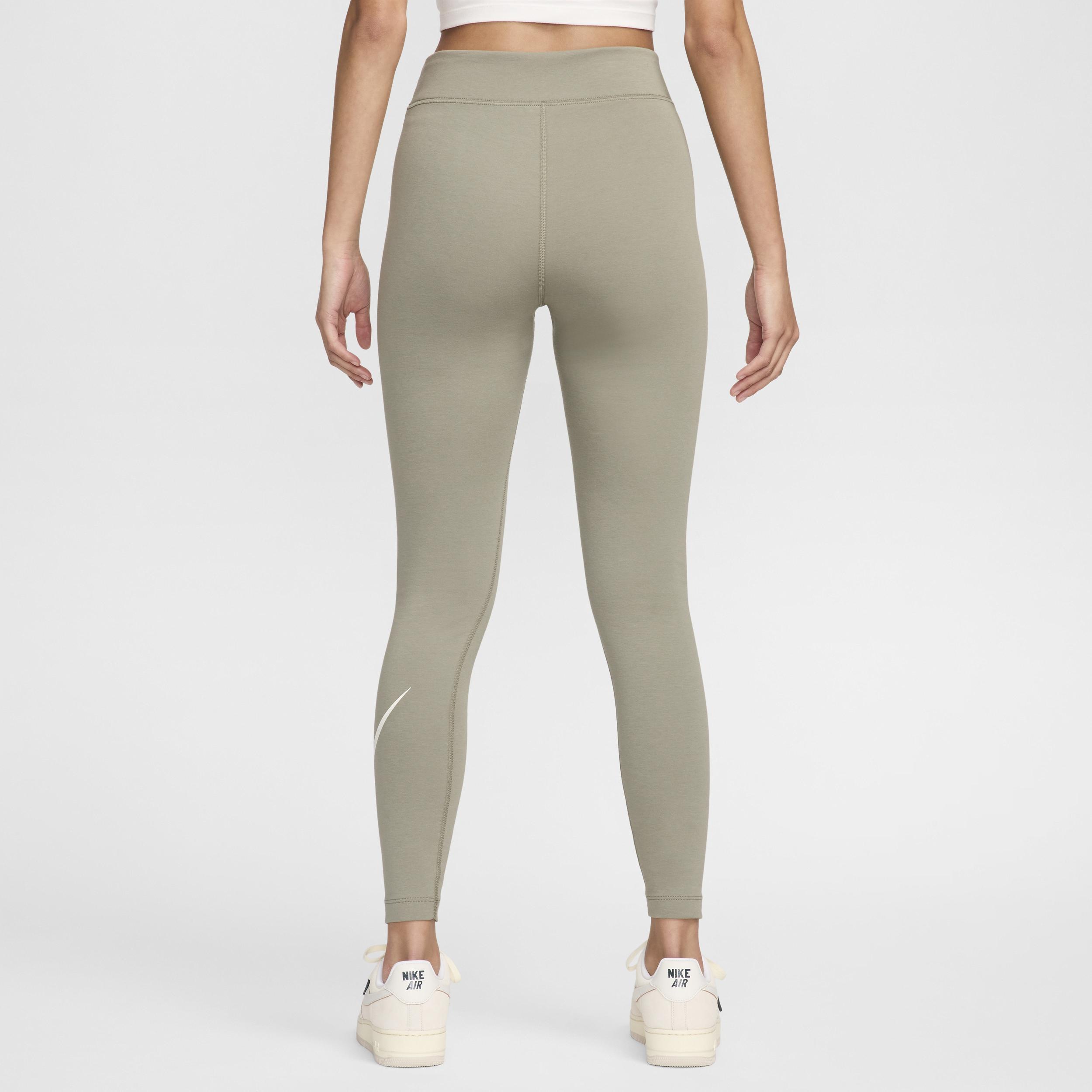 Nike Sportswear Classics Women's High-Waisted Graphic Leggings Product Image