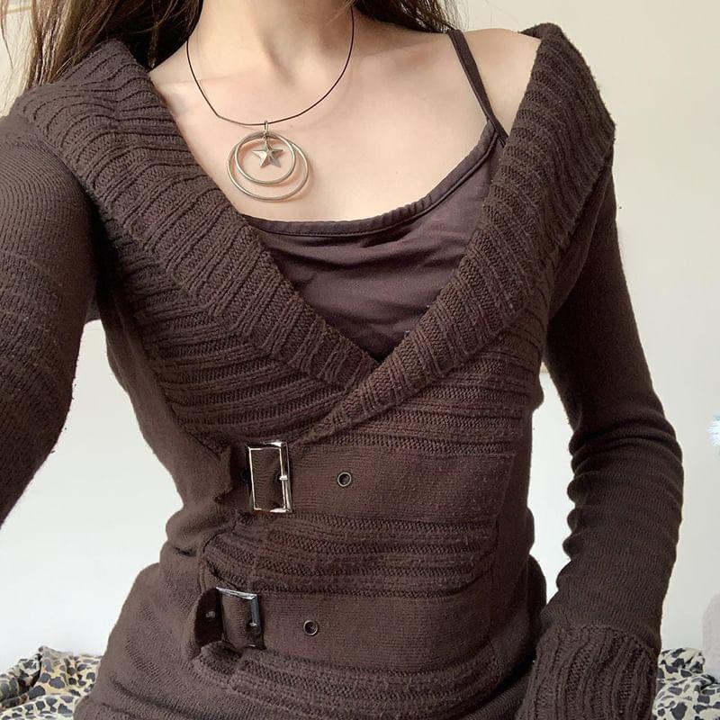 Long Sleeve V-Neck Plain Buckle Accent Ribbed-Knit Slim-Fit Top Product Image