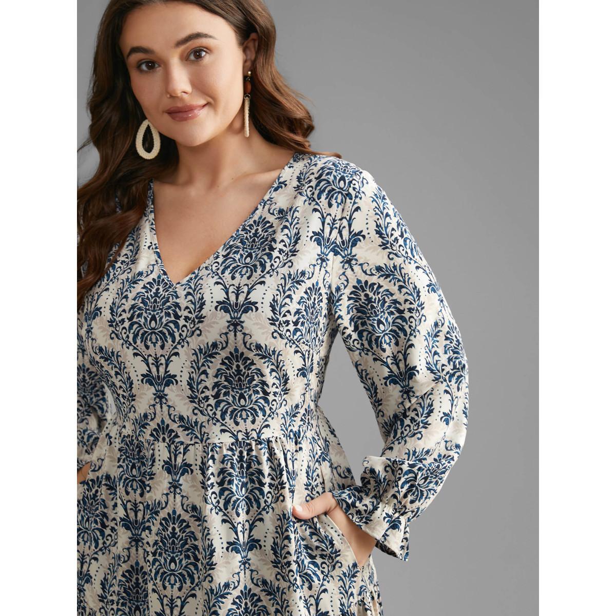 Plus Size V Neck Boho Print Ruffles Maxi Dress DarkBlue Women Resort Ruffles V-neck Long Sleeve Curvy BloomChic 26/4X Product Image