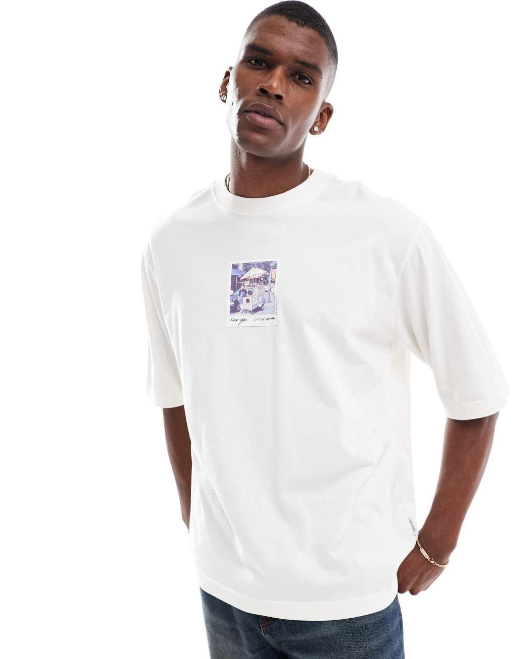 ONLY & SONS t-shirt with New York print in washed stone Product Image