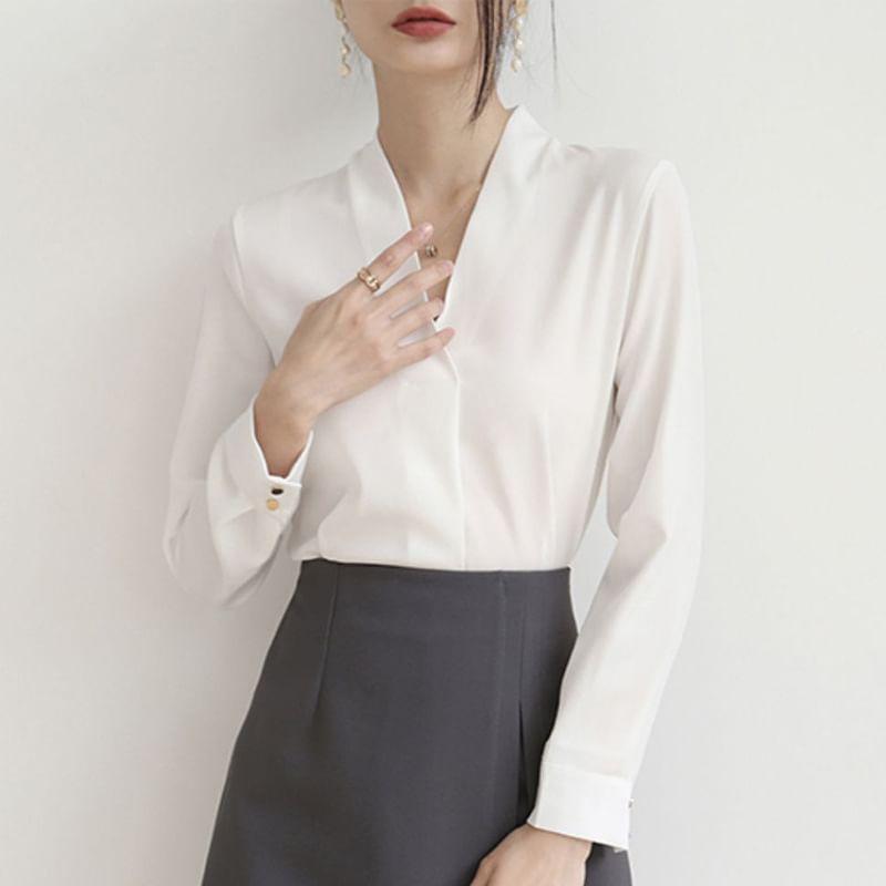 Long-Sleeve V-Neck Plain Chiffon Blouse Product Image