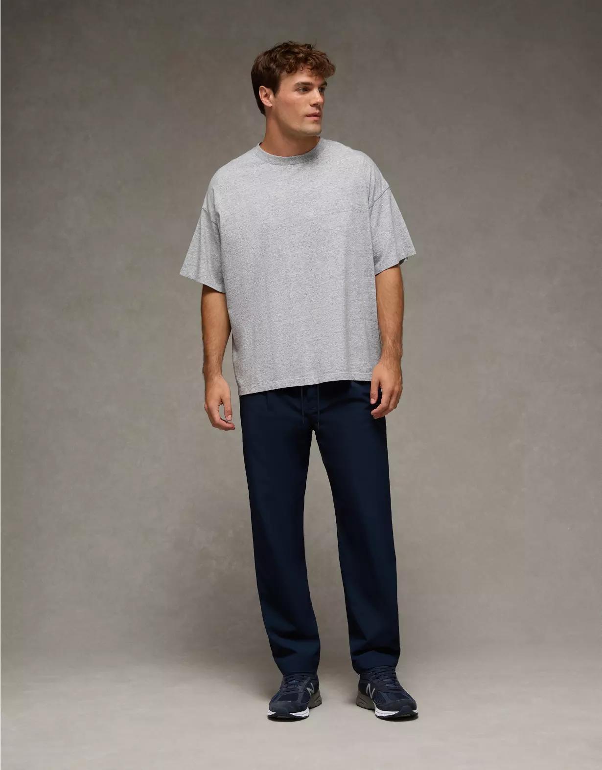 AE 24/7 Pleated Pull-On Pant Product Image