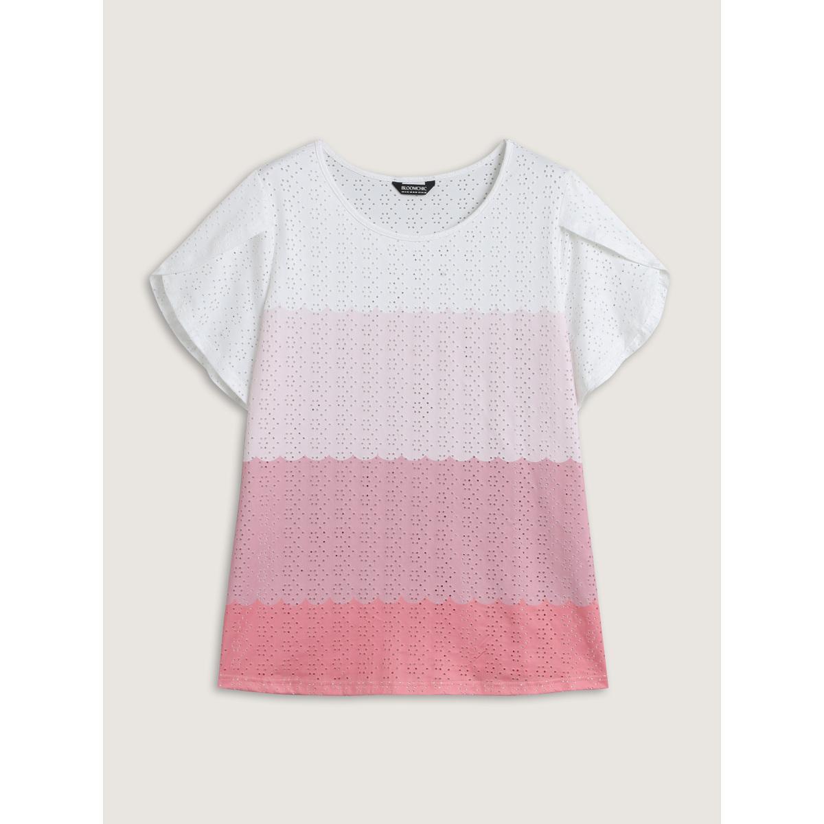 Plus Size Eyelet Trim Color Block Stretchy T-Shirt WhiteSmoke Women Petal edge Round Neck Everyday-Casual T-shirts BloomChic 28/5X Product Image